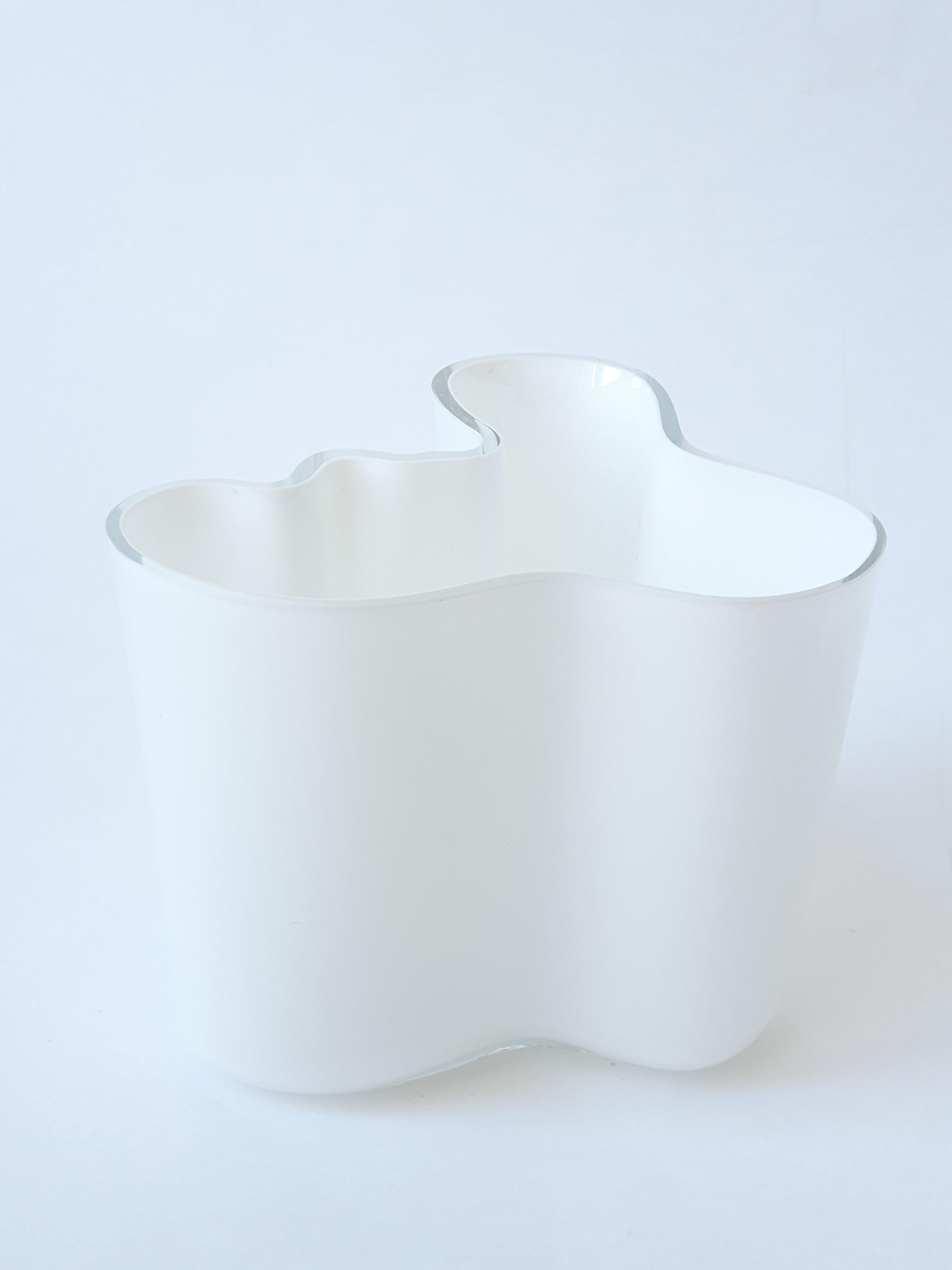 Glass Alvar Aalto Savoy Vase 3030 by Iittala Signed For Sale