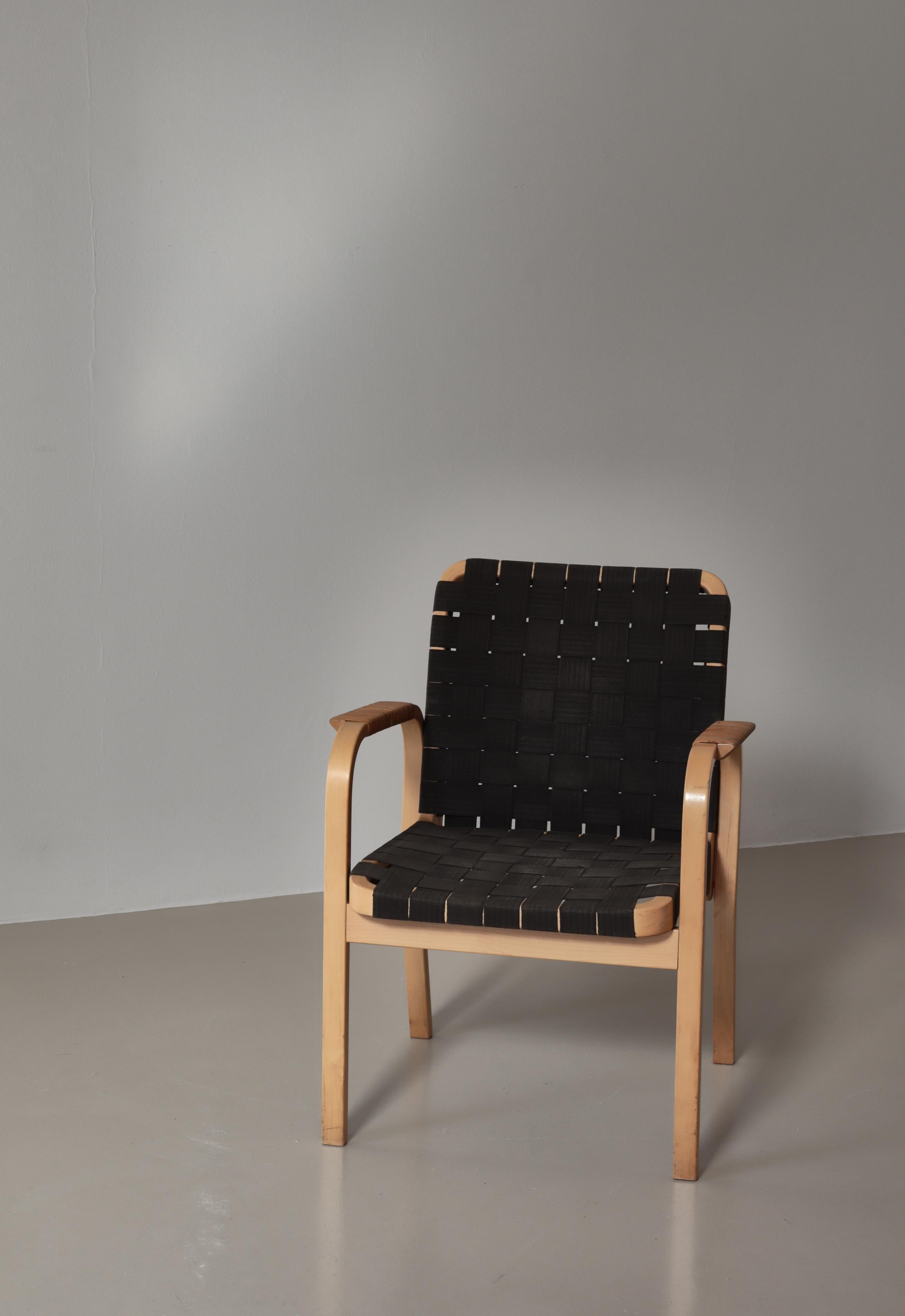 Sillón moderno escandinavo Alvar Aalto Model 45 Abedul y cincha de lino, años 70 en venta 6