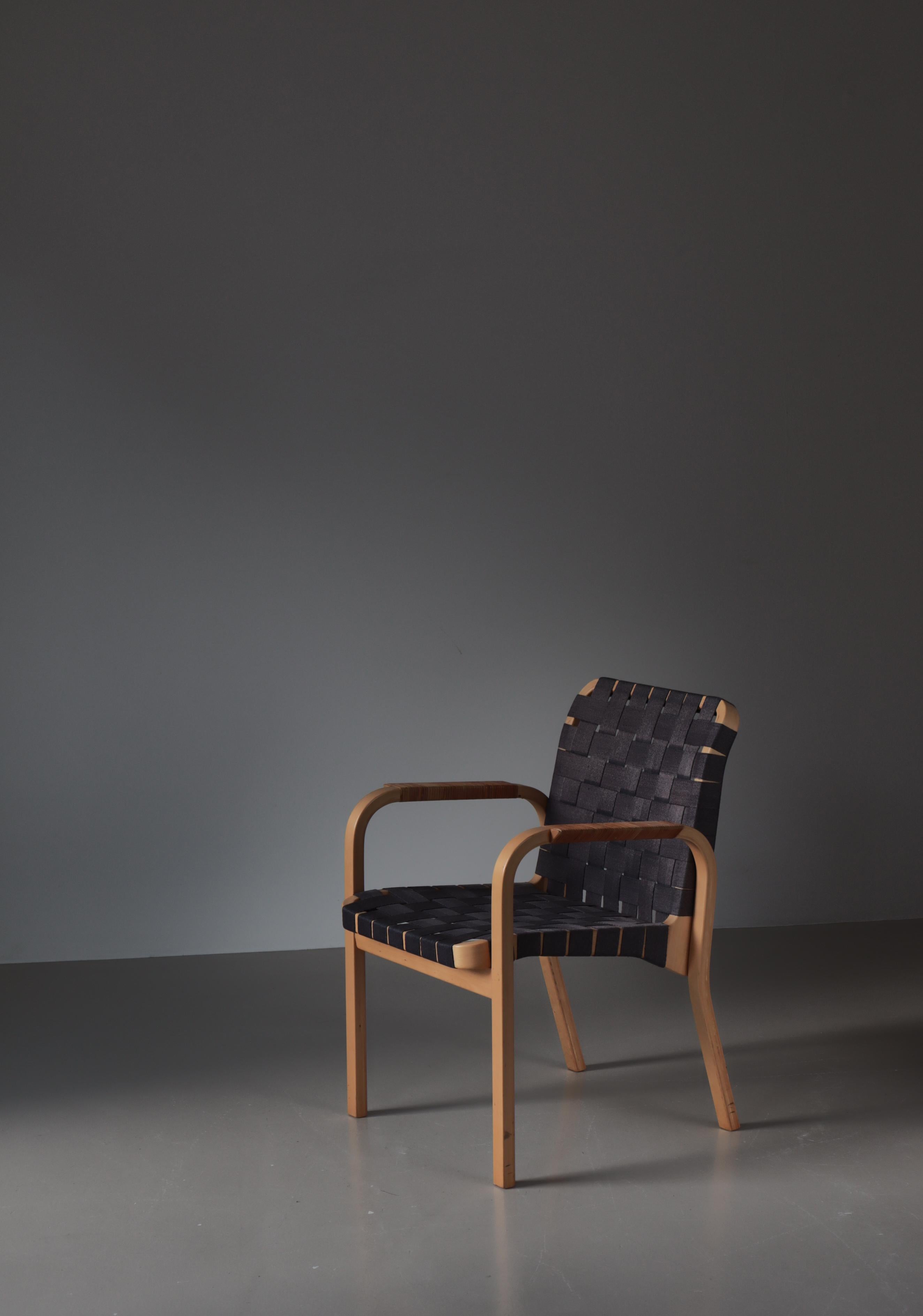 Scandinave moderne Alvar Aalto, fauteuil moderne scandinave modèle 45, sangles en bouleau et lin, 1970 en vente