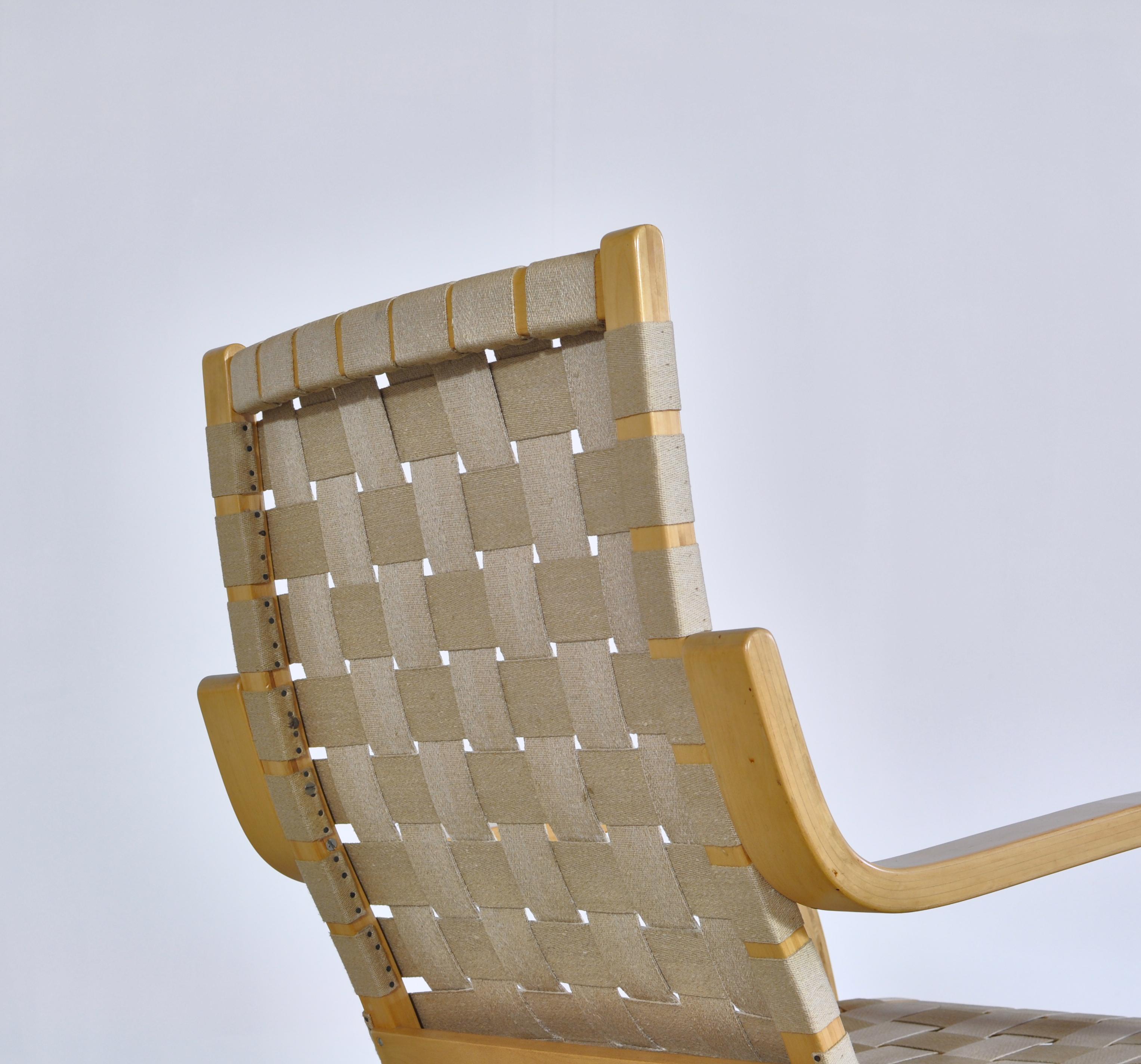 Alvar Aalto Scandinavian Modern Lounge Chairs Model 406 in Birch by Artek, 1960s 2