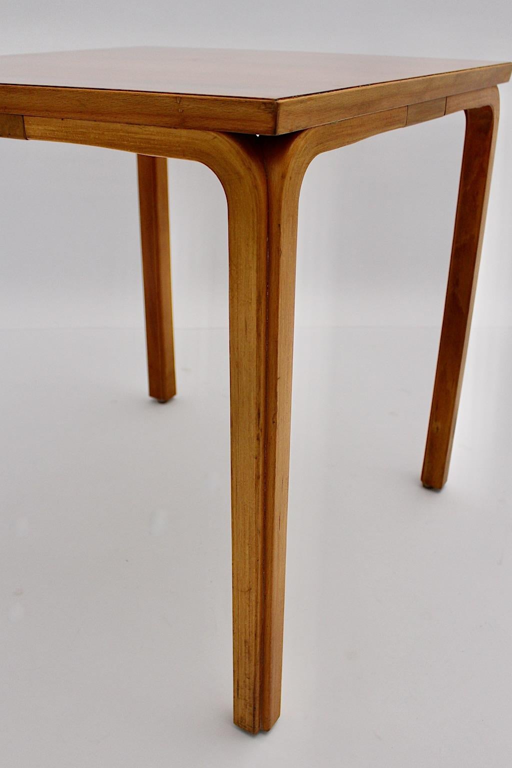 Alvar Aalto Scandinavian Modern Vintage Y Legs Dining Table Side Table c 1946 For Sale 7