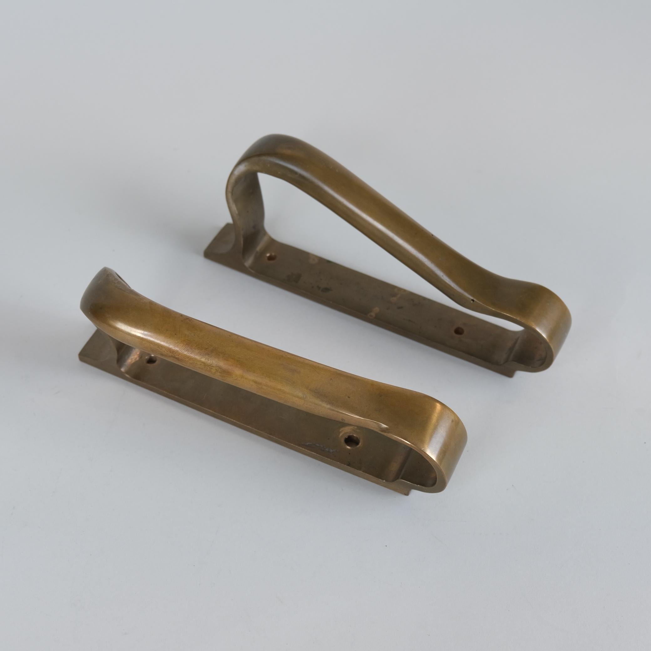 Mid-Century Modern Alvar Aalto Sculptural Door Handles/Pulls in Cast Bronze, Valaistustyö 1950s For Sale