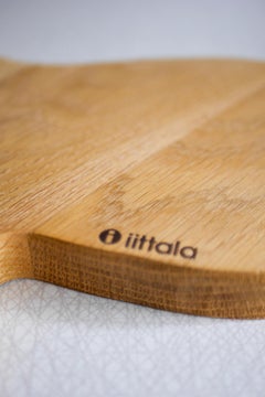 Alvar Aalto serving platter, oak Serving tray by Alvar Aalto Collection Iittala