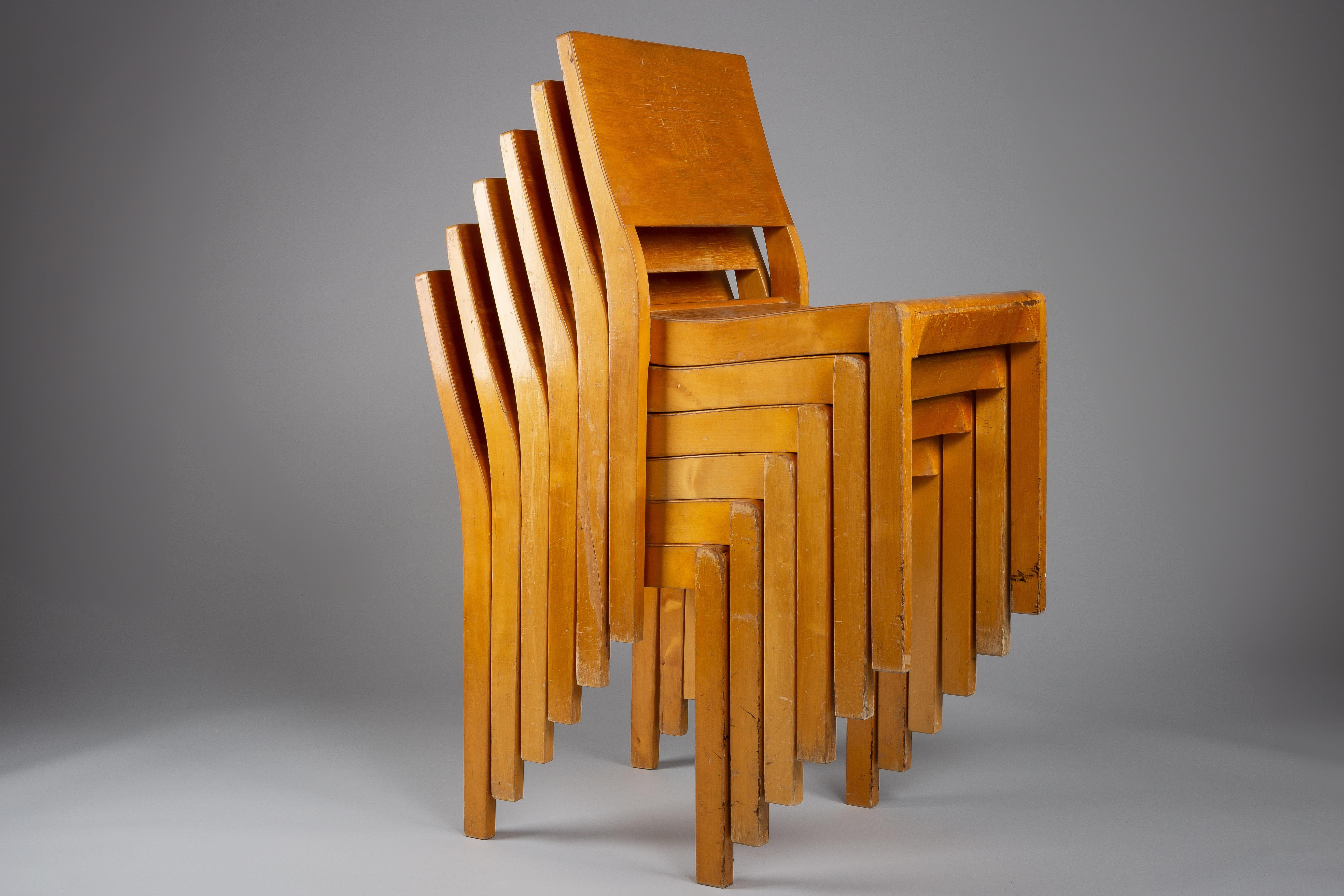 Scandinavian Modern Alvar Aalto, set of 6 c. 1940's model 611 chairs with great honey patina