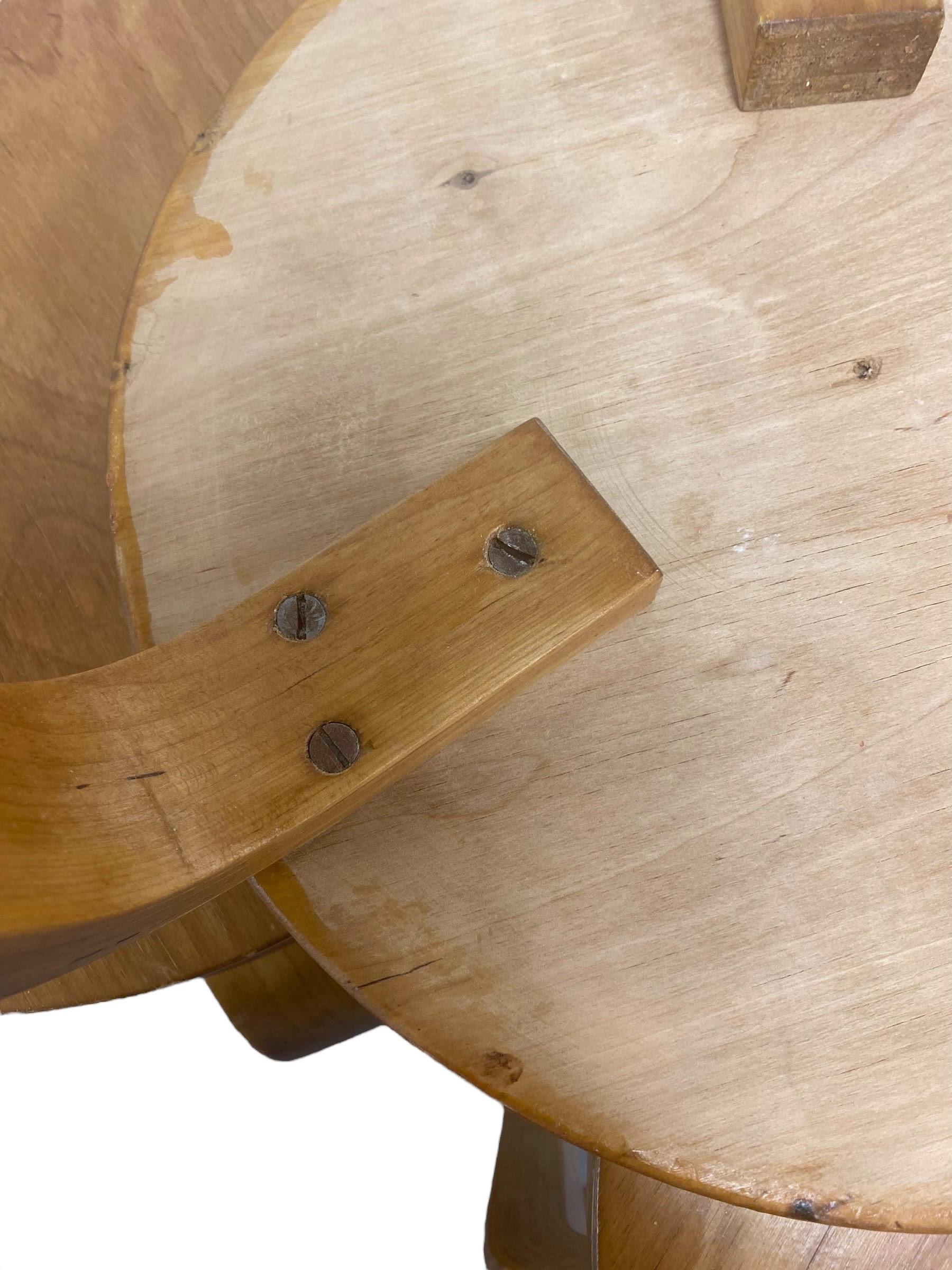 Set of 6 Alvar Aalto 3 Legged Stackable Birch Stools Model. 60, Artek 1960s For Sale 1