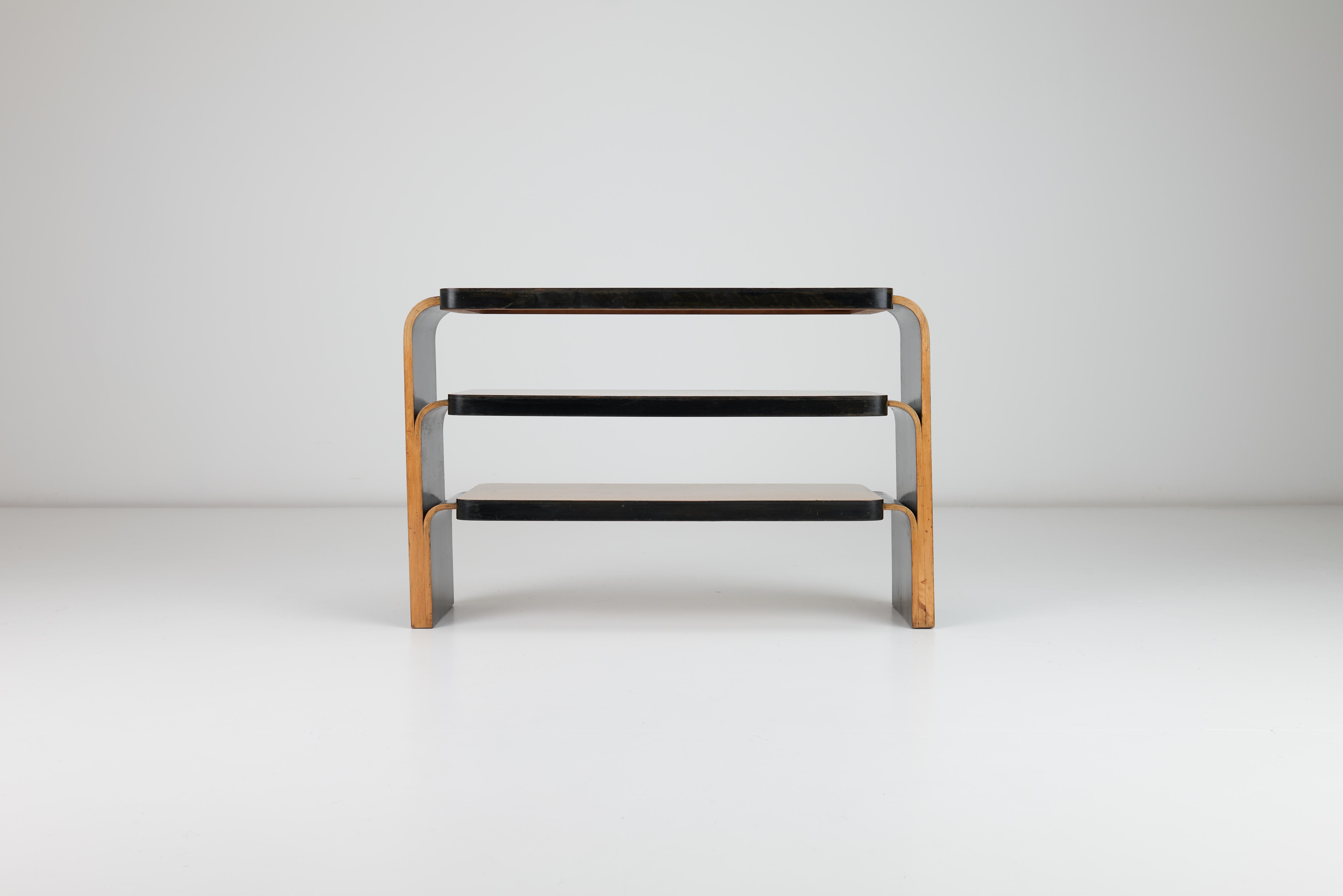Alvar Aalto Shelf Model No. 111, Finmar, 1a produzione 1933 In condizioni buone in vendita a Uxbridge, GB