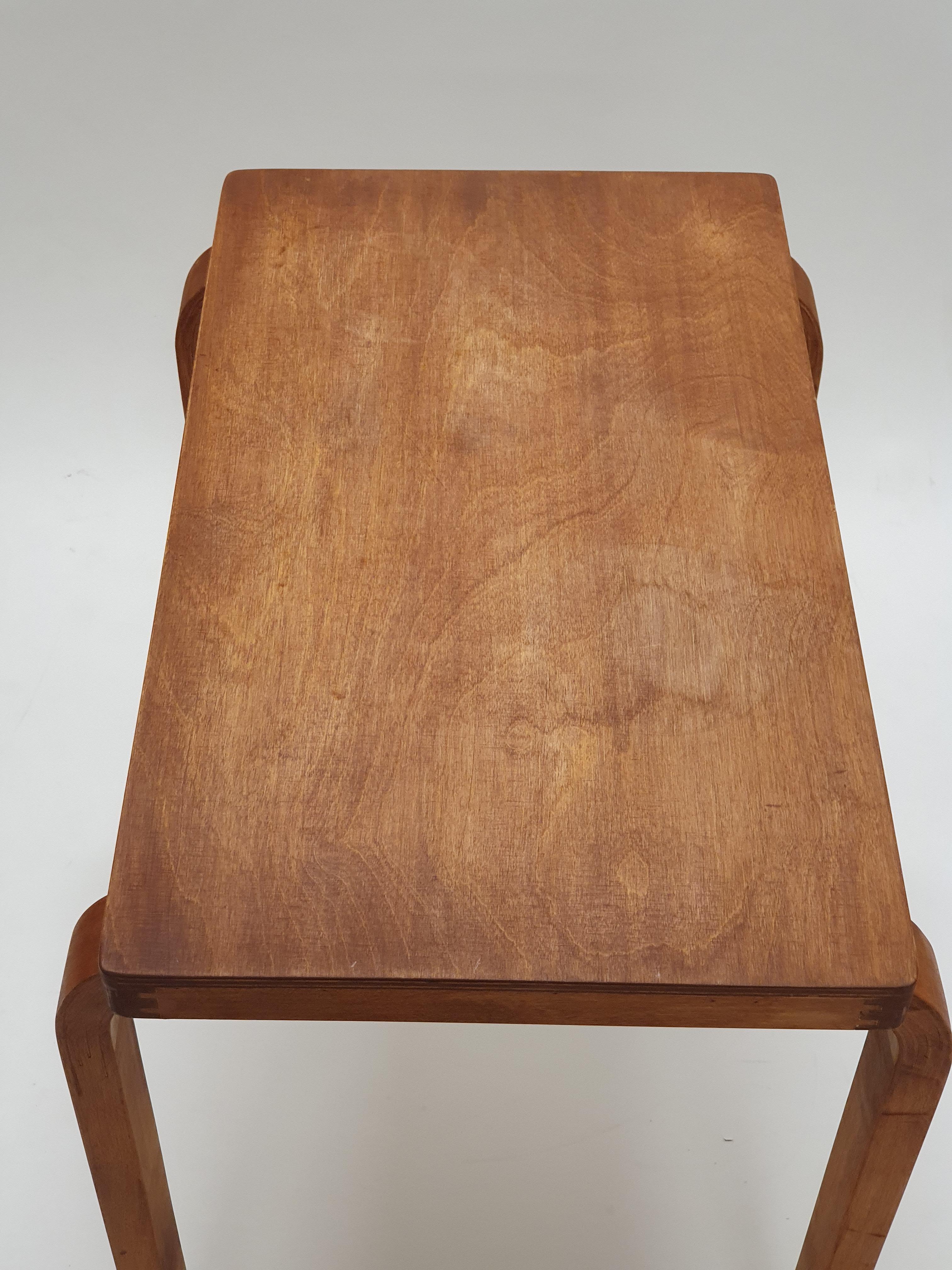 Alvar Aalto Beistelltisch 1950er-1960er Jahre im Angebot 3