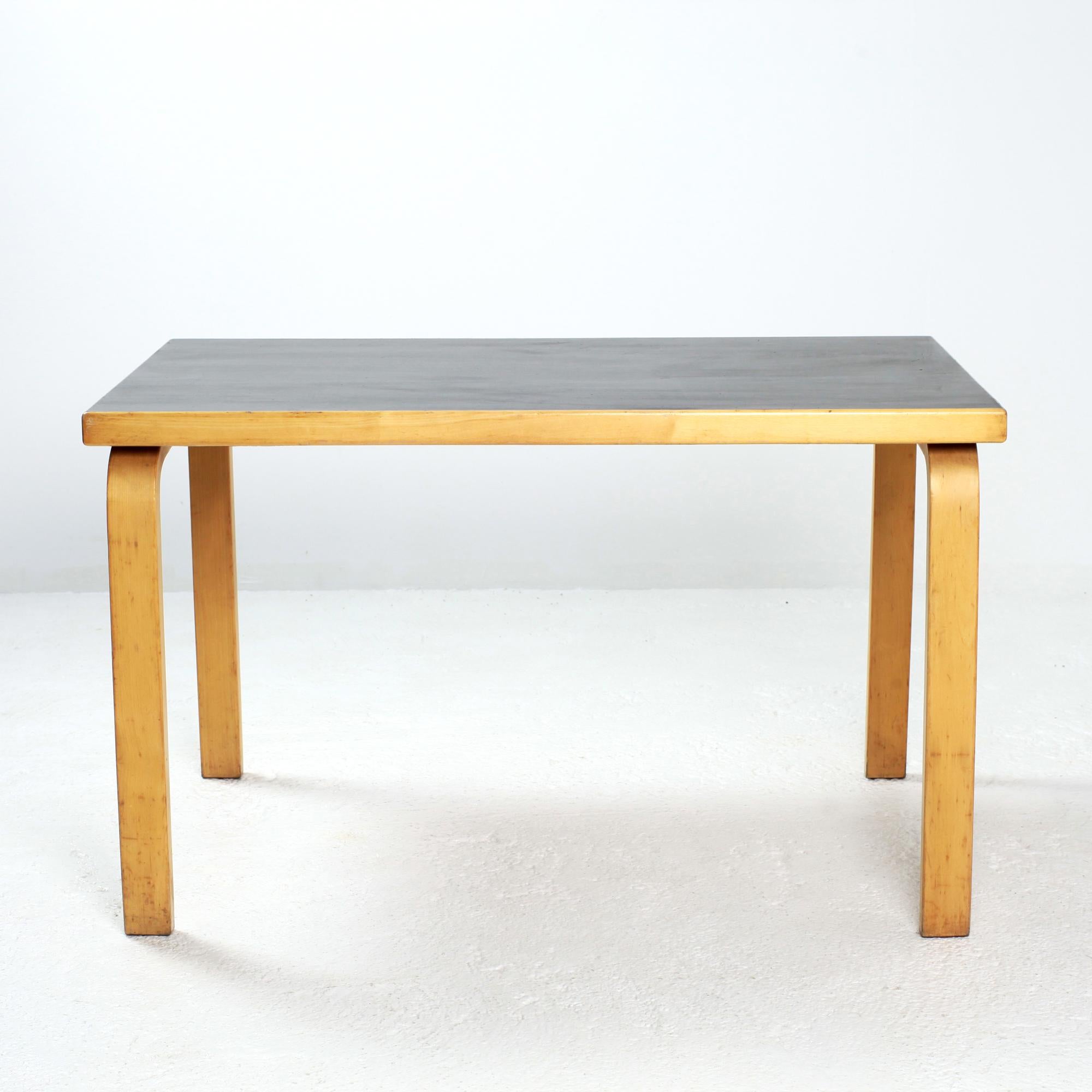 Mid-Century Modern Alvar Aalto Side Table for Artek Finland 1970s For Sale