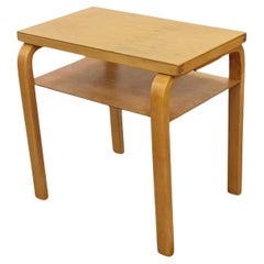 Mesa auxiliar Alvar Aalto Modelo A86 en abedul miel, Artek, años 40