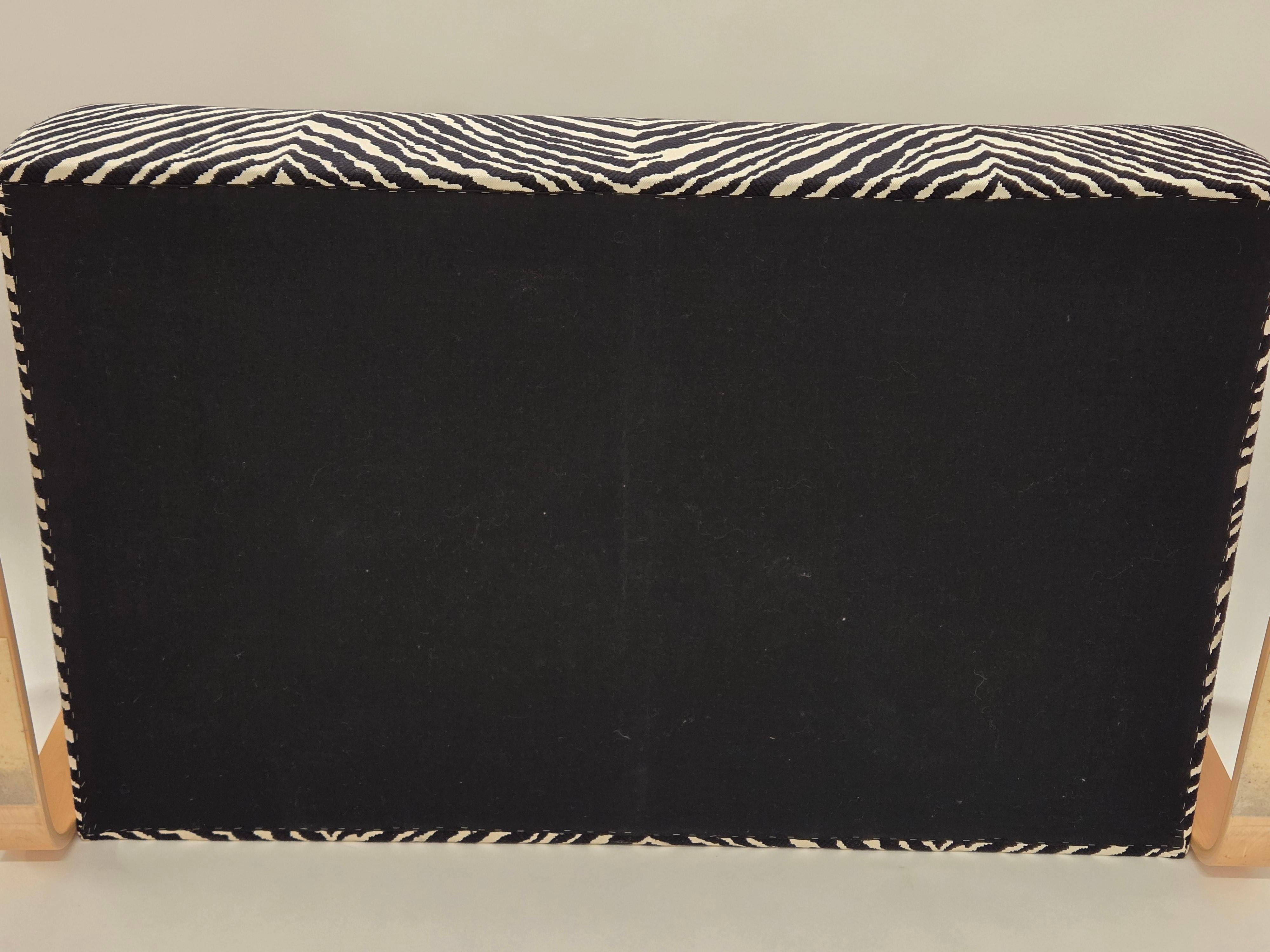 Alvar Aalto Sofa 544 with Zebra upholstery For Sale 9