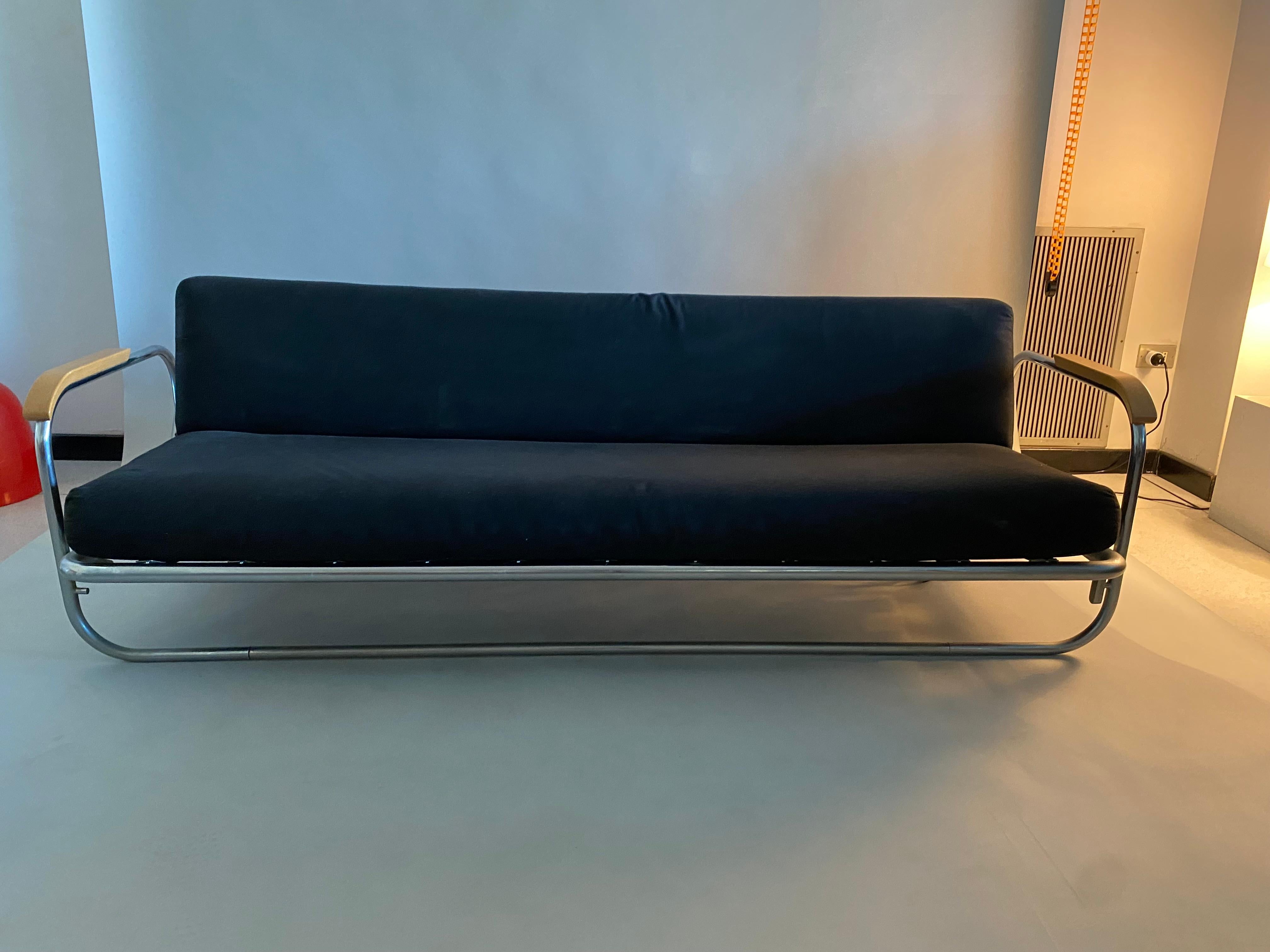 Mid-Century Modern Alvar Aalto Sofa Bed For Sale