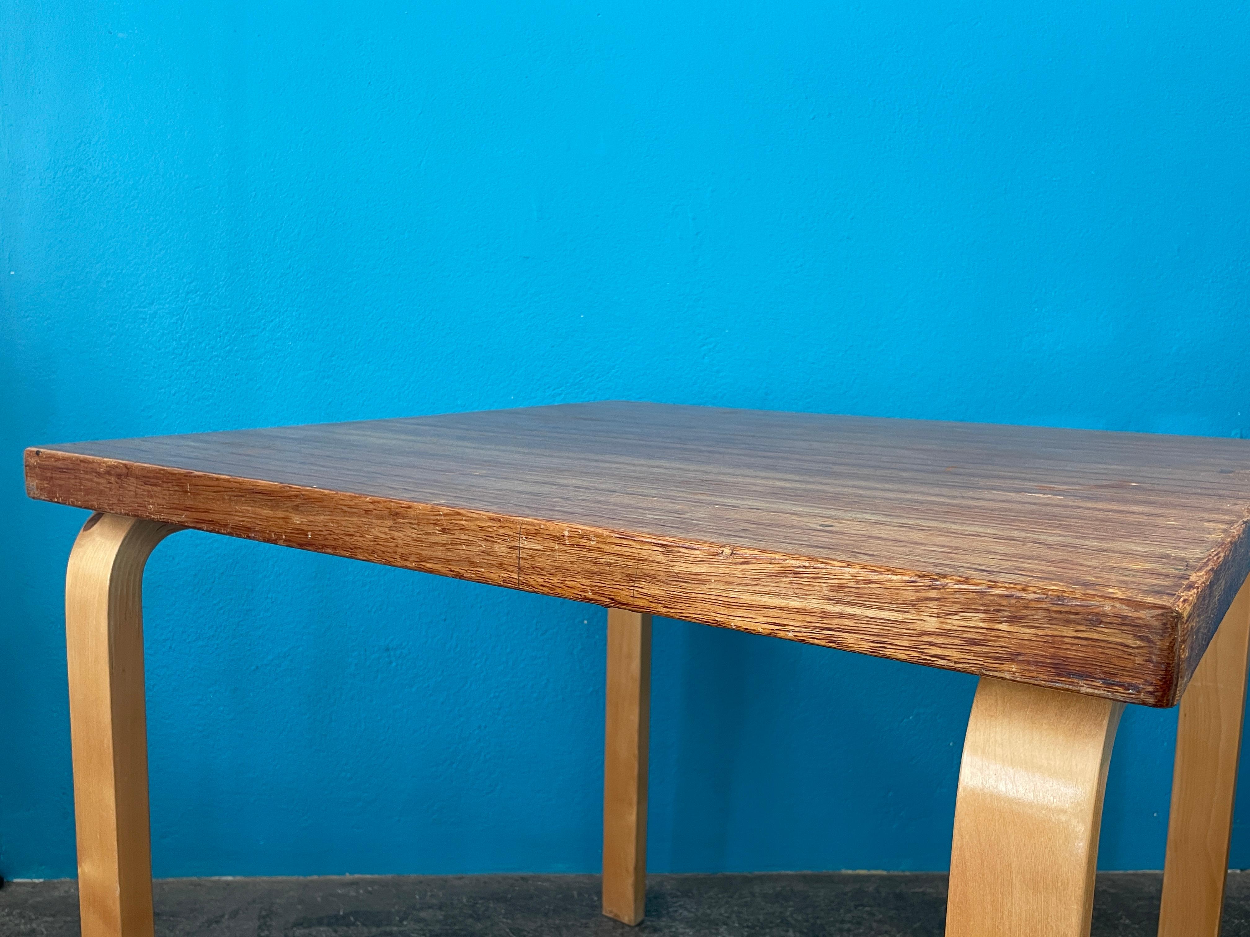 Alvar Aalto Square-Shaped L-Leg Dining table from 1950s. Artek Finland 2
