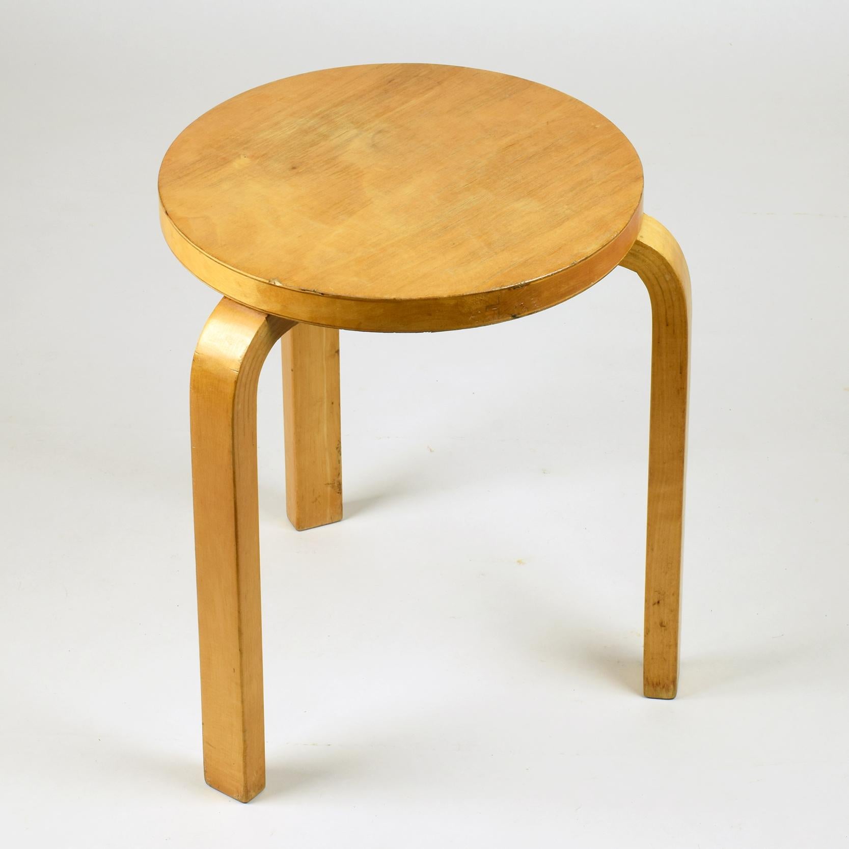 Alvar Aalto, Stacking Stool, Designed 1933, Beautiful Early Example, Artek In Good Condition In London, GB