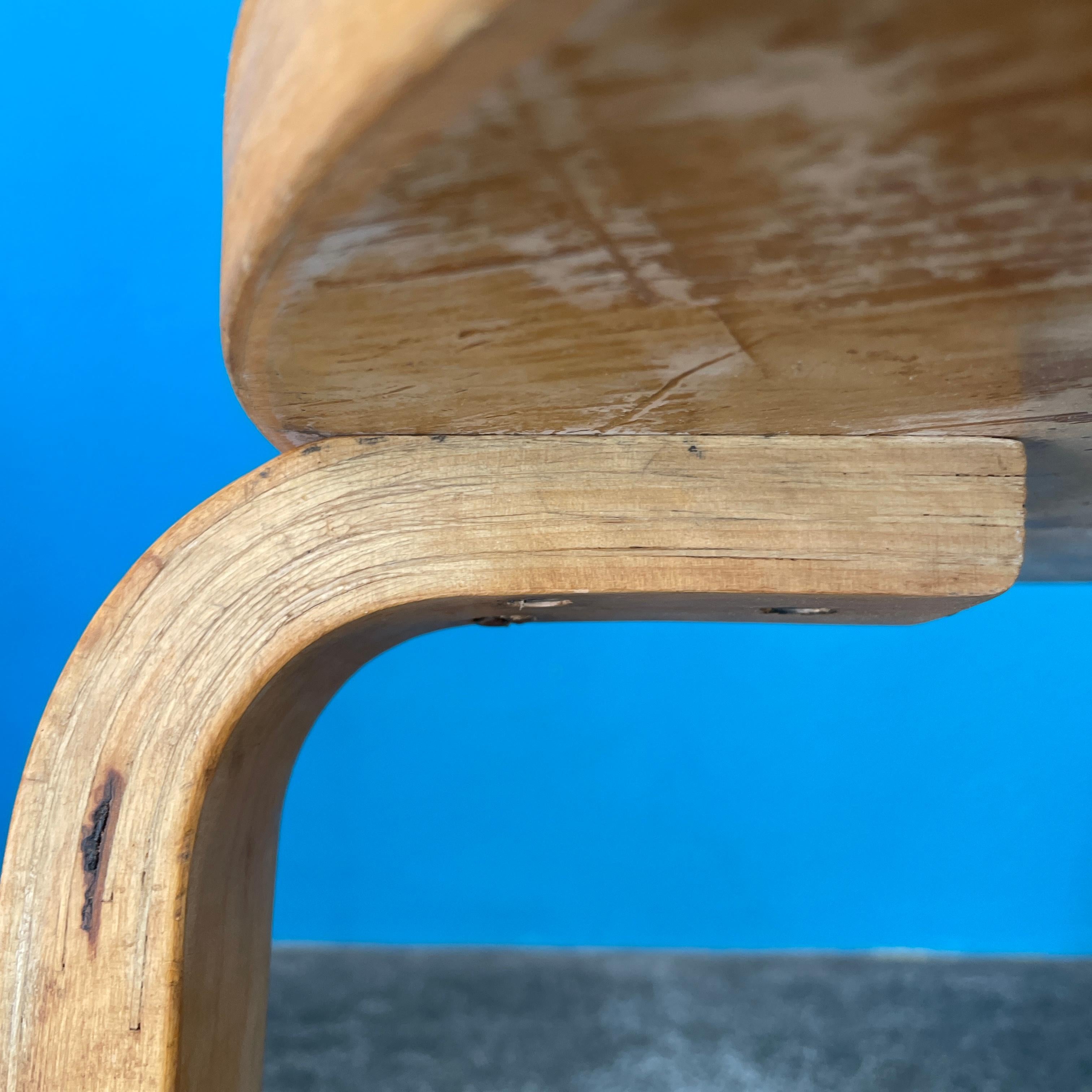 Alvar Aalto Stool 60, Black Linoleum Top, 1950's, Artek Finland 5