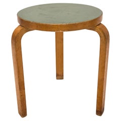 Tabourets en bois