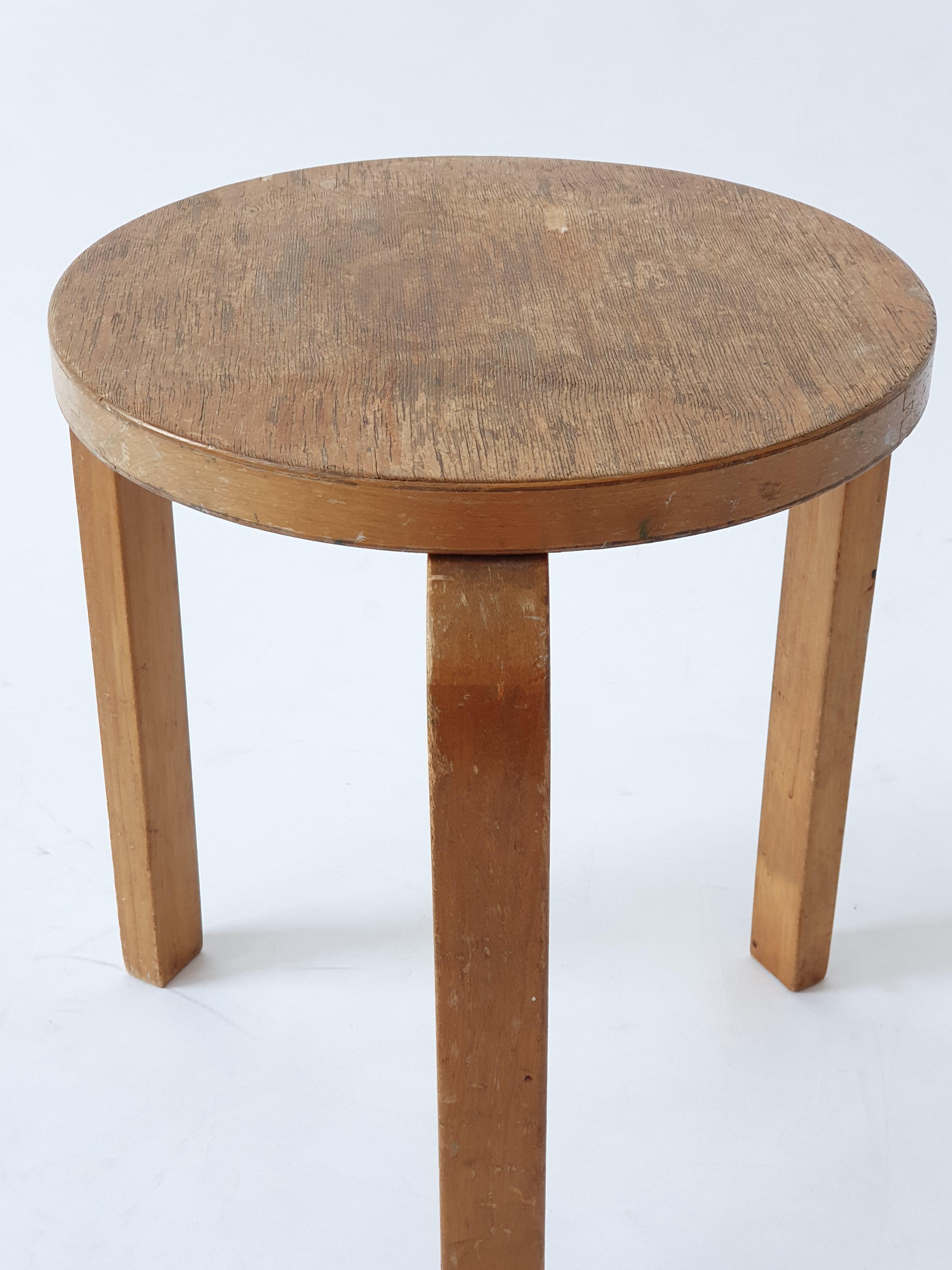 Alvar Aalto Taburete 60 de Artek en los años 1940-50 Finlandés en venta