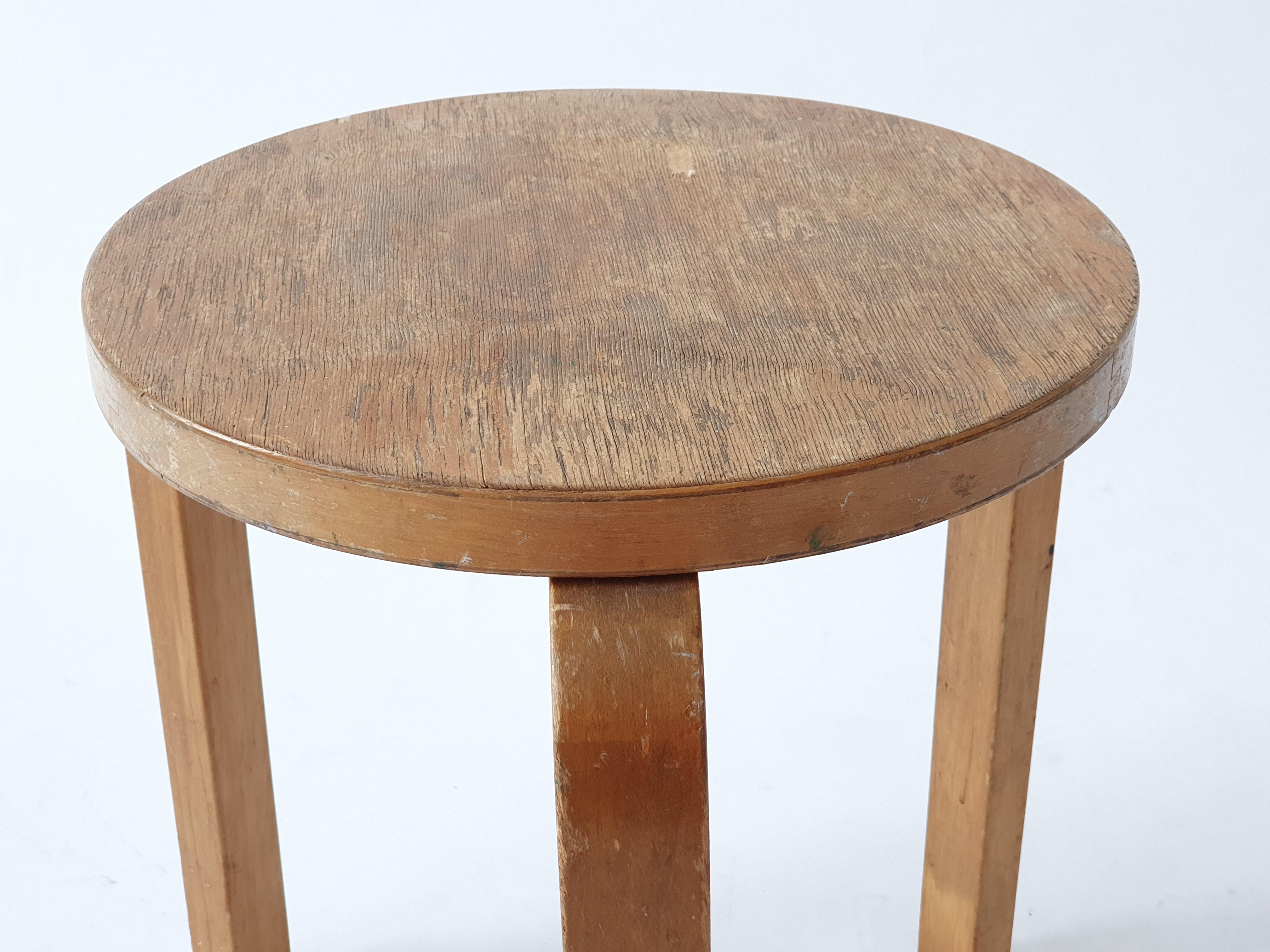 Alvar Aalto Taburete 60 de Artek en los años 1940-50 en Bueno estado para la venta en Espoo, FI