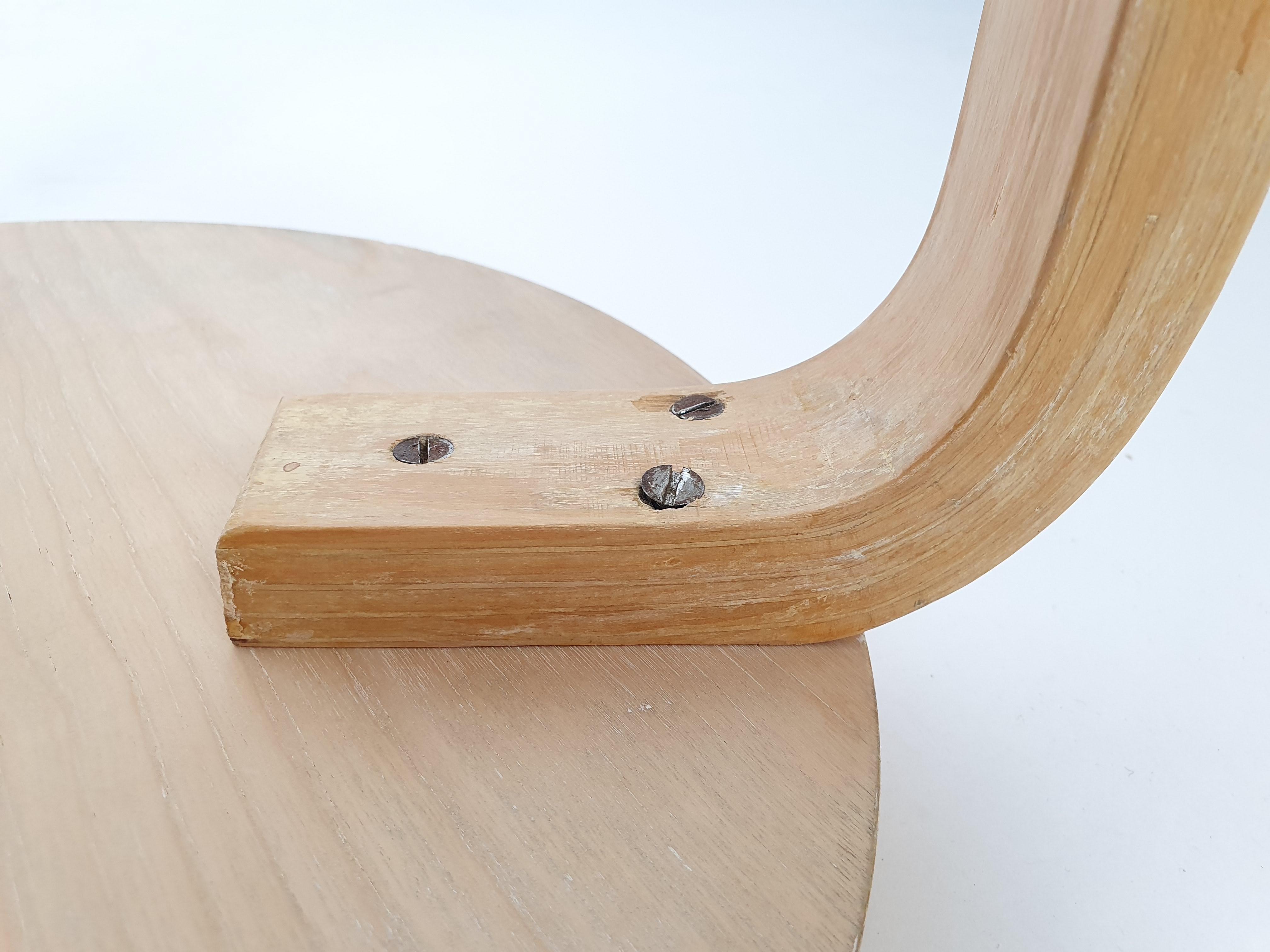Finlandais Alvar Aalto+Aalto Tabouret 60 par Artek en 1960 en vente