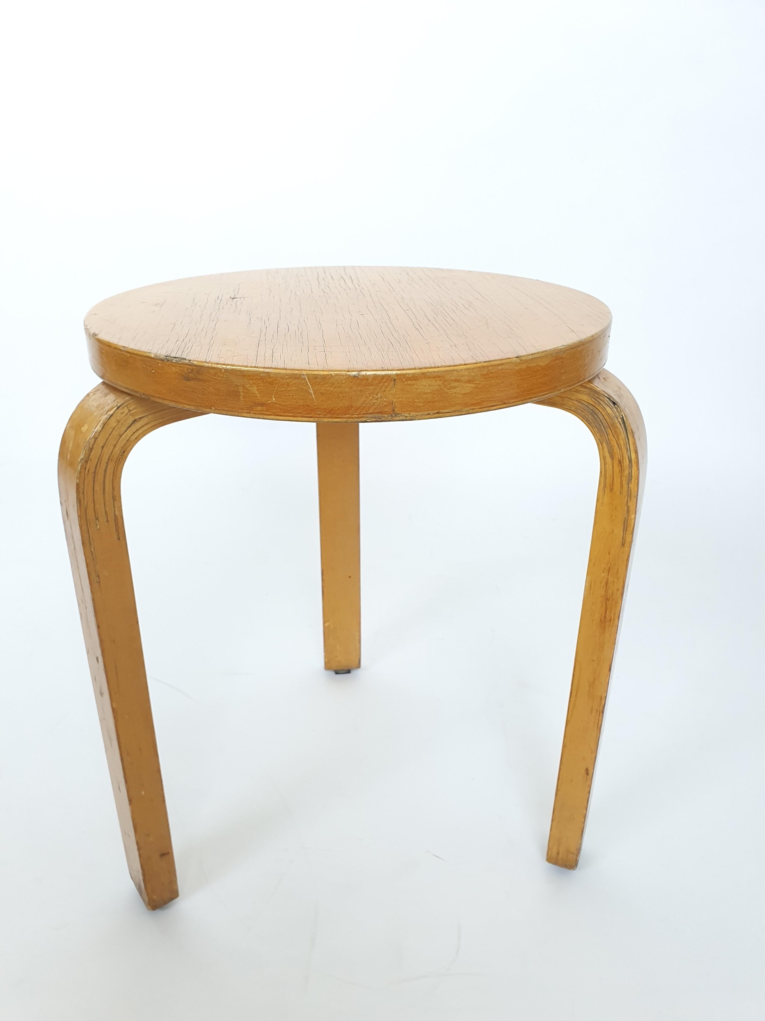 Bouleau Alvar Aalto+Aalto Tabouret 60 par Artek en 1960 en vente