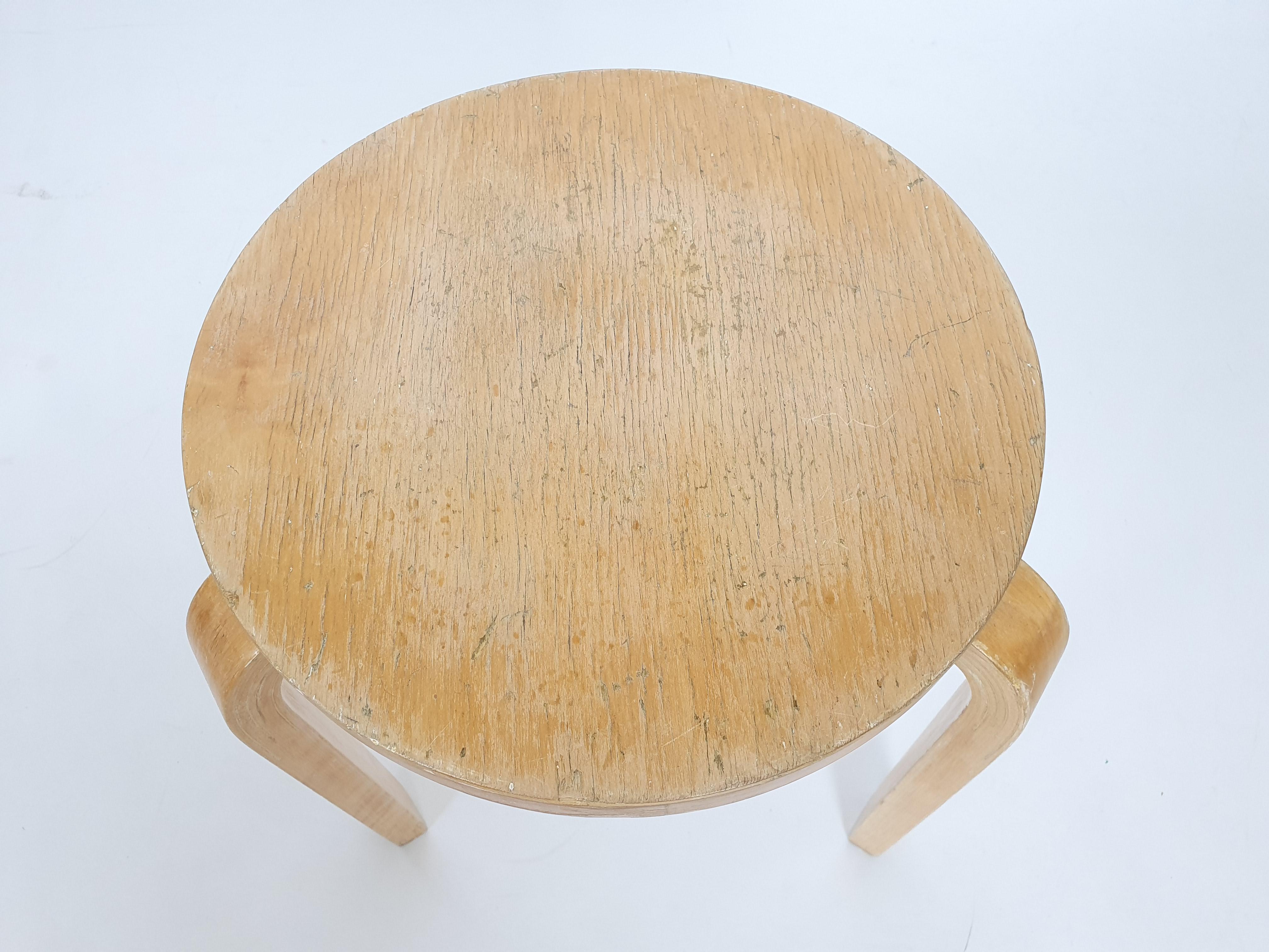 Bouleau Alvar Aalto+Aalto Tabouret 60 par Artek en 1960 en vente