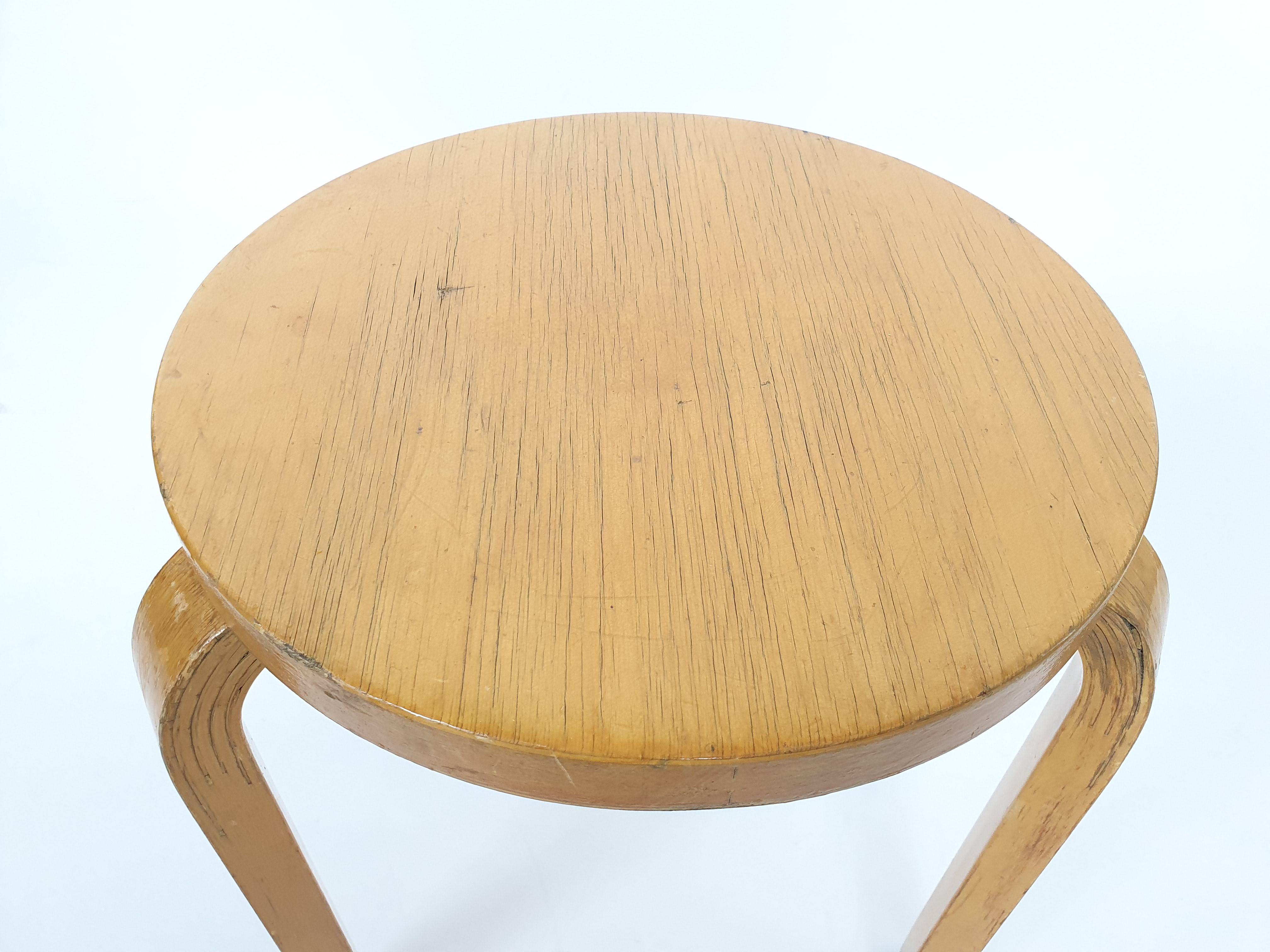 Alvar Aalto+Aalto Tabouret 60 par Artek en 1960 en vente 1