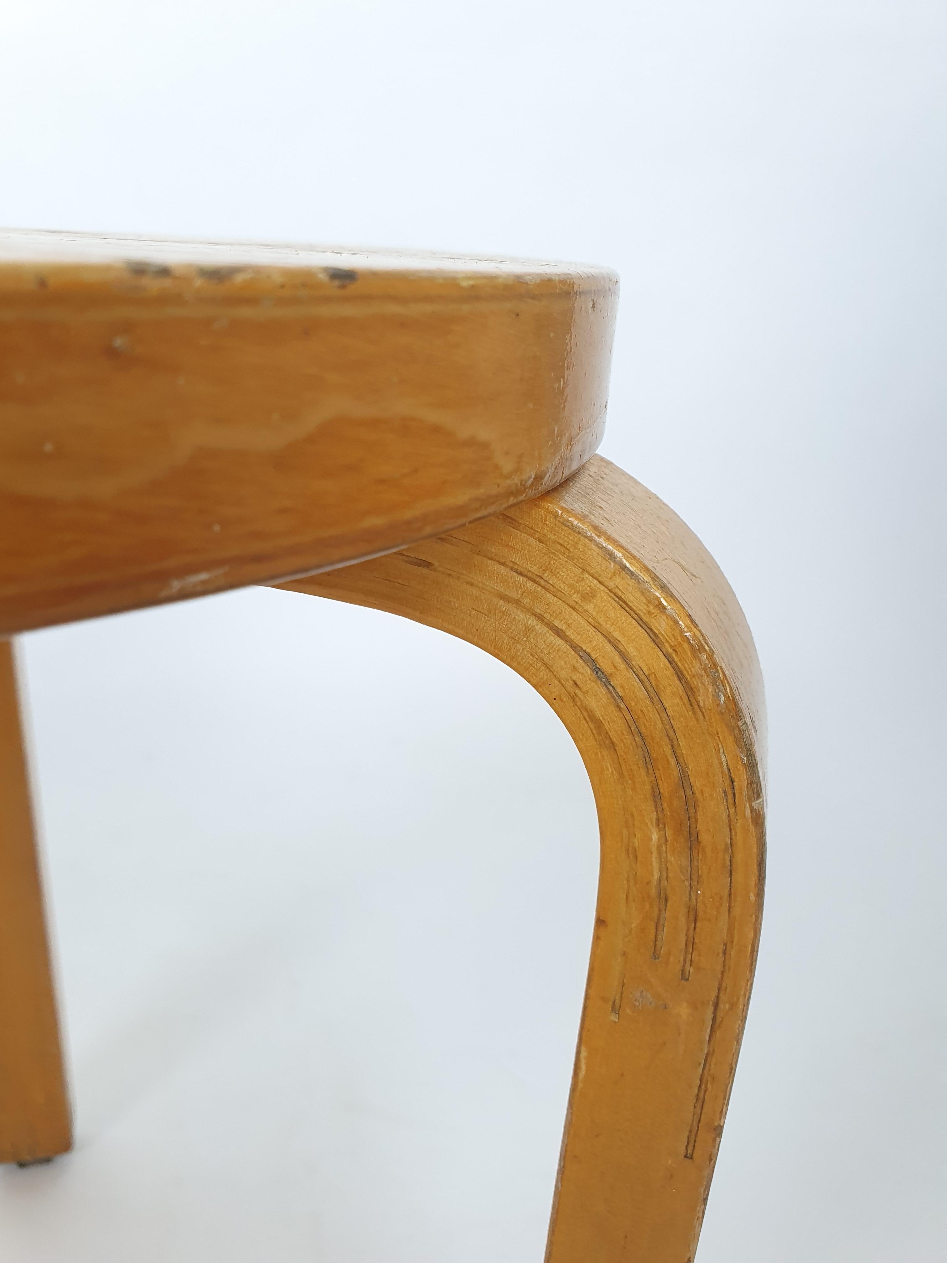 Alvar Aalto+Aalto Tabouret 60 par Artek en 1960 en vente 2