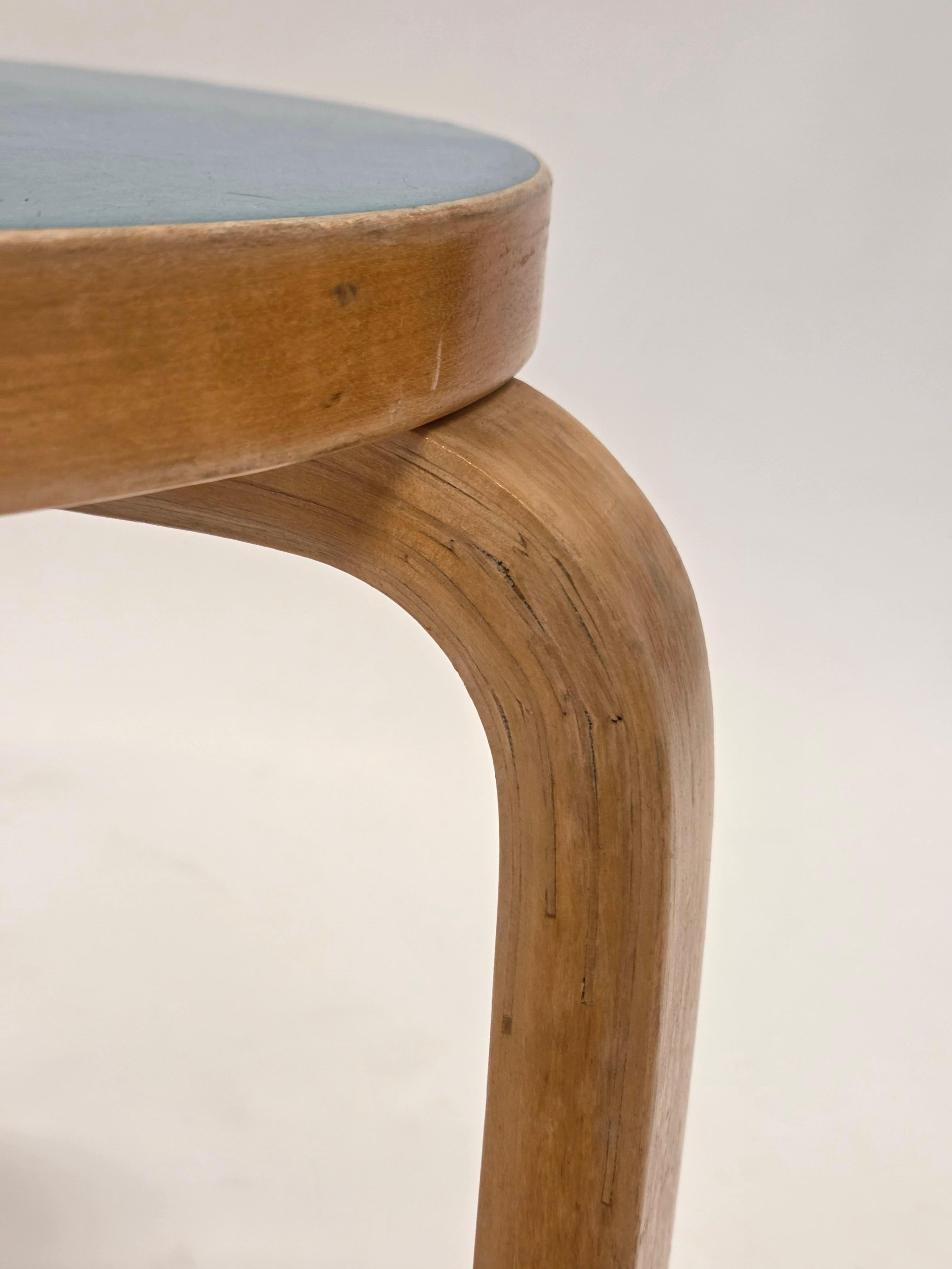 Alvar Aalto Stool 60 by Artek in Blue Linoleum For Sale 2