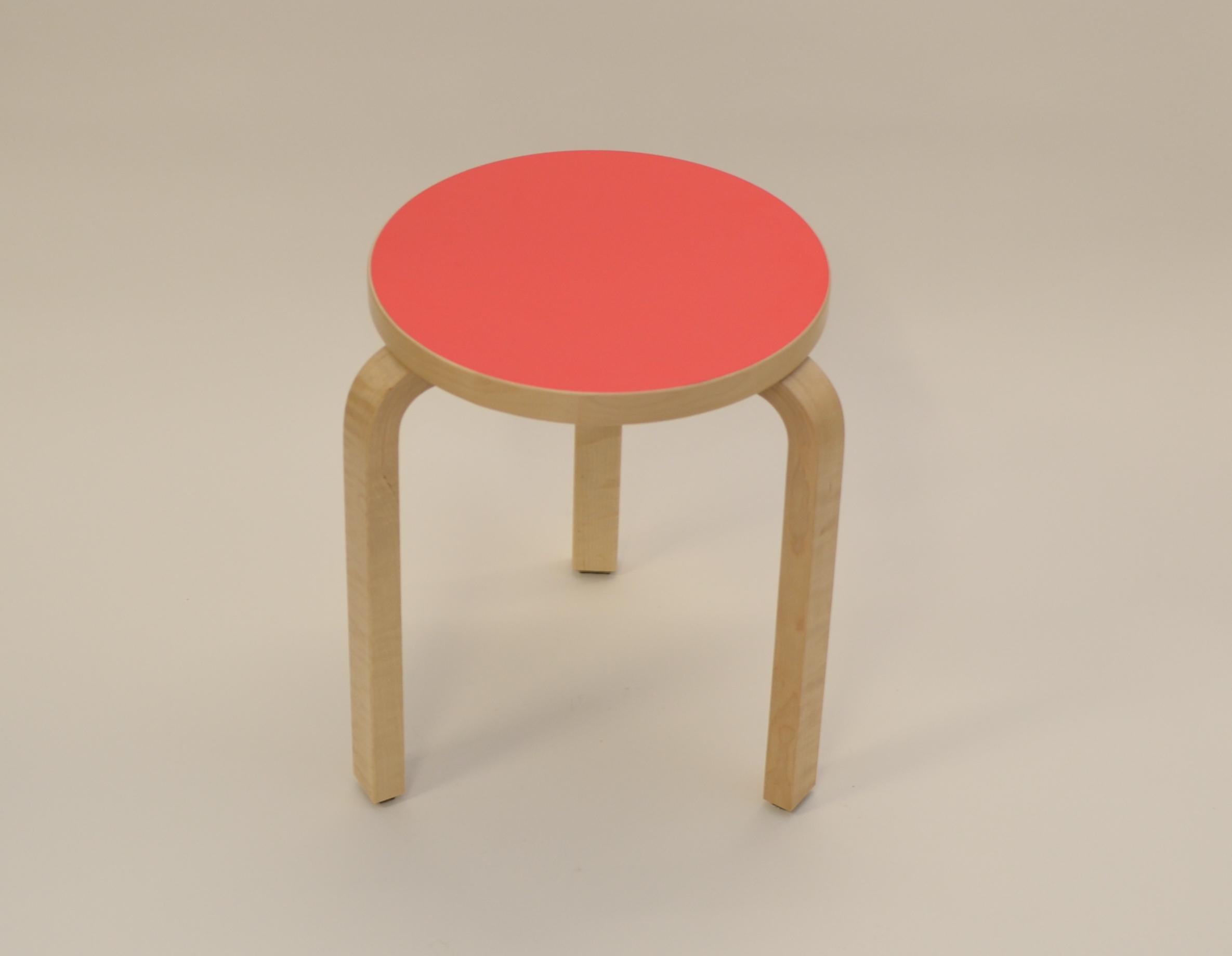 Mid-Century Modern Alvar Aalto Stool 60, Special Red Color Top, Artek Finland. For Sale