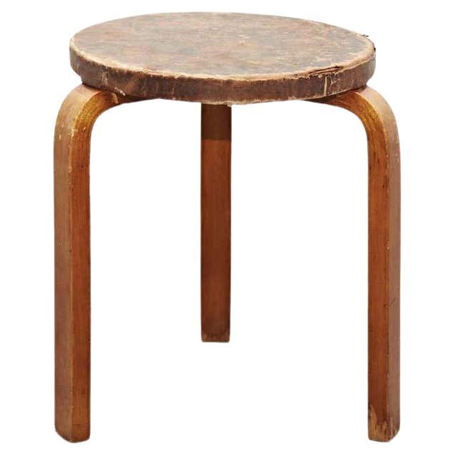 Alvar Aalto-Hocker für Artek, um 1960