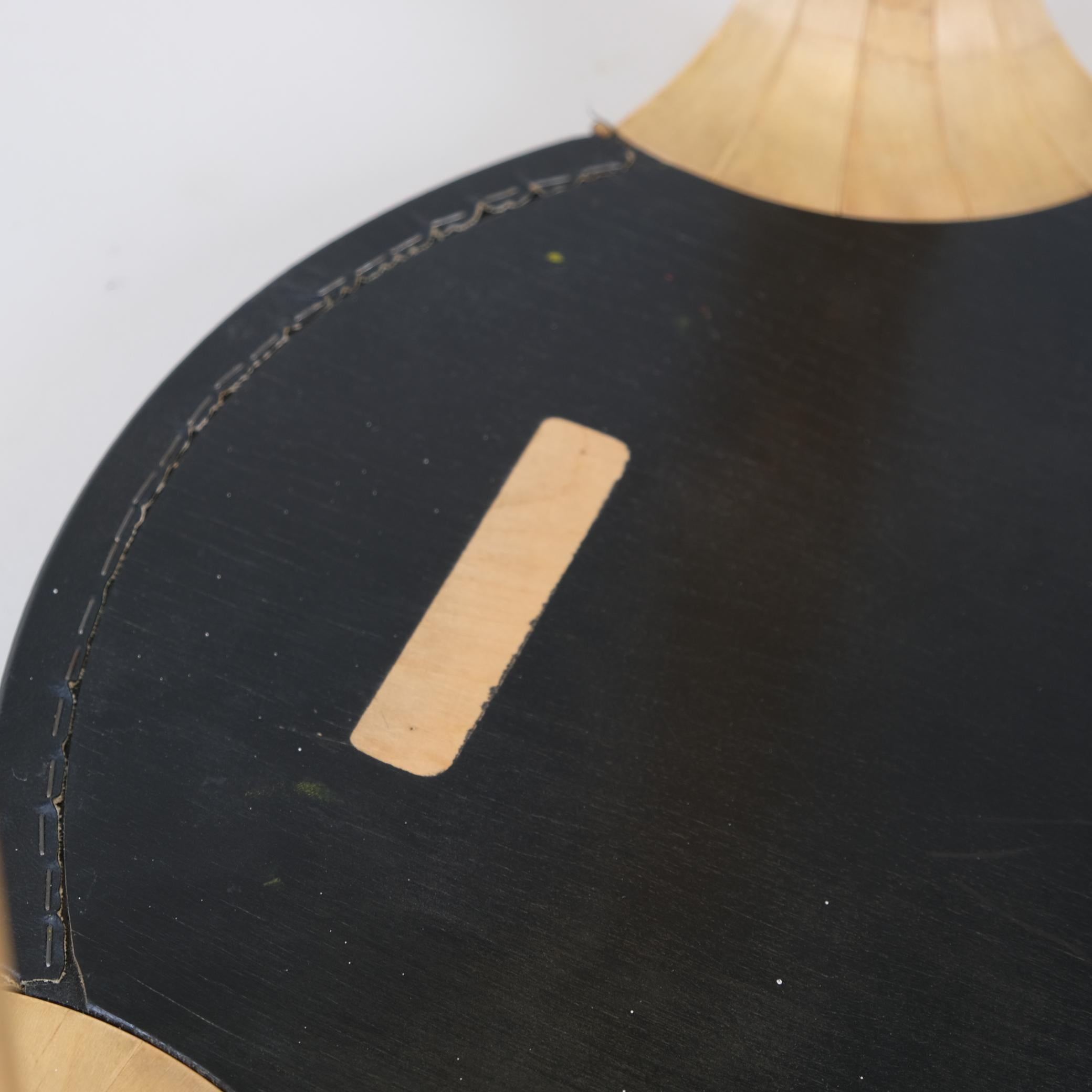 Alvar Aalto Taburete X600 en abedul y cuero negro original, Artek, años 60 en venta 4