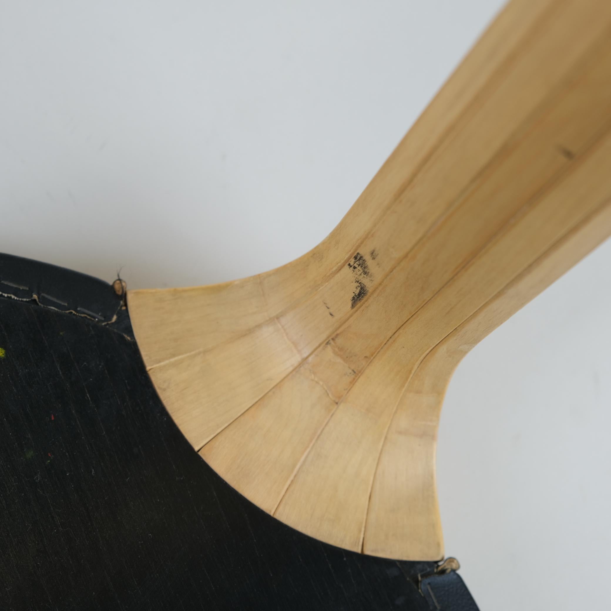 Alvar Aalto Taburete X600 en abedul y cuero negro original, Artek, años 60 en venta 5