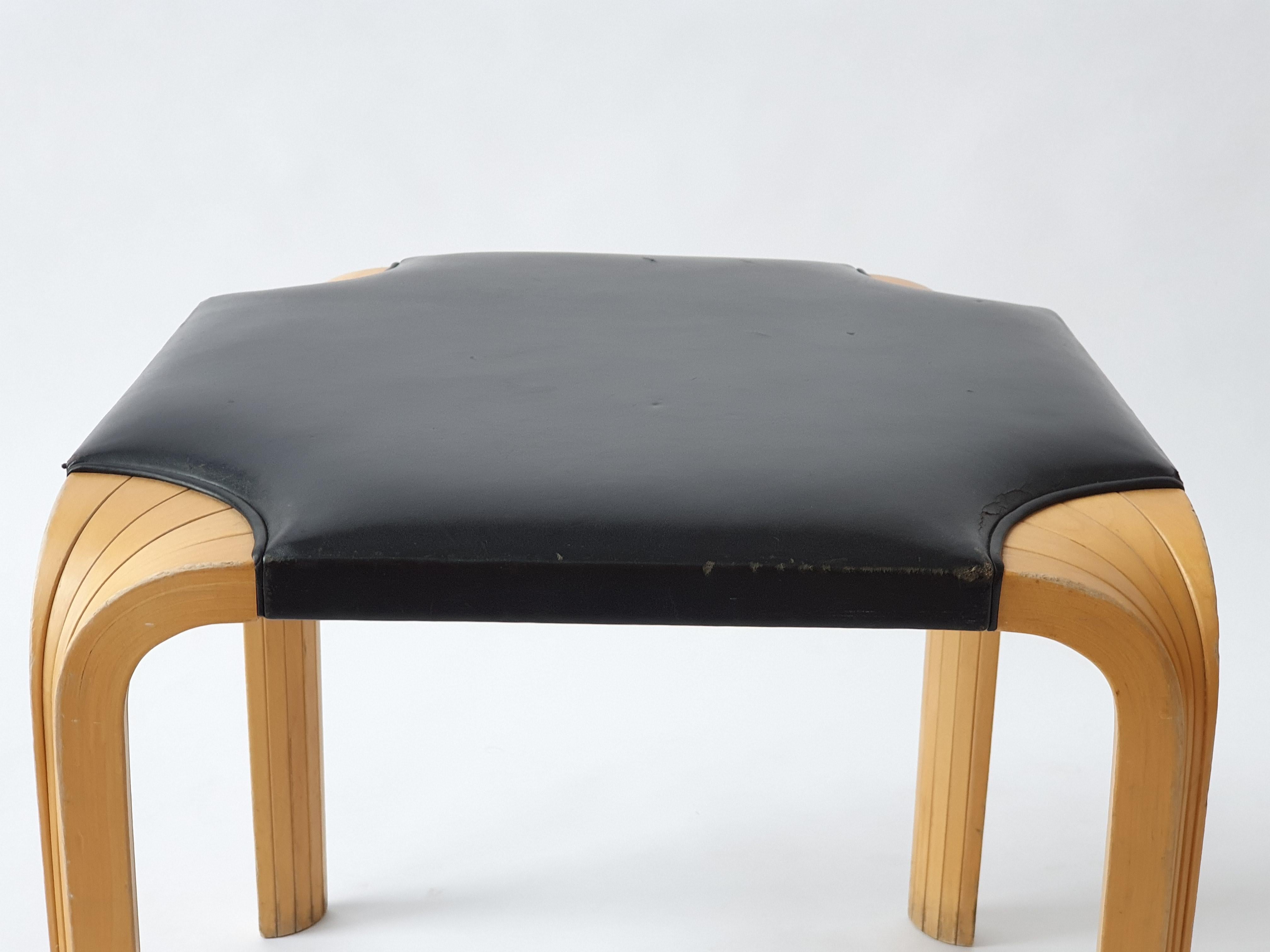 Alvar Aalto Stool X601 Artek 1