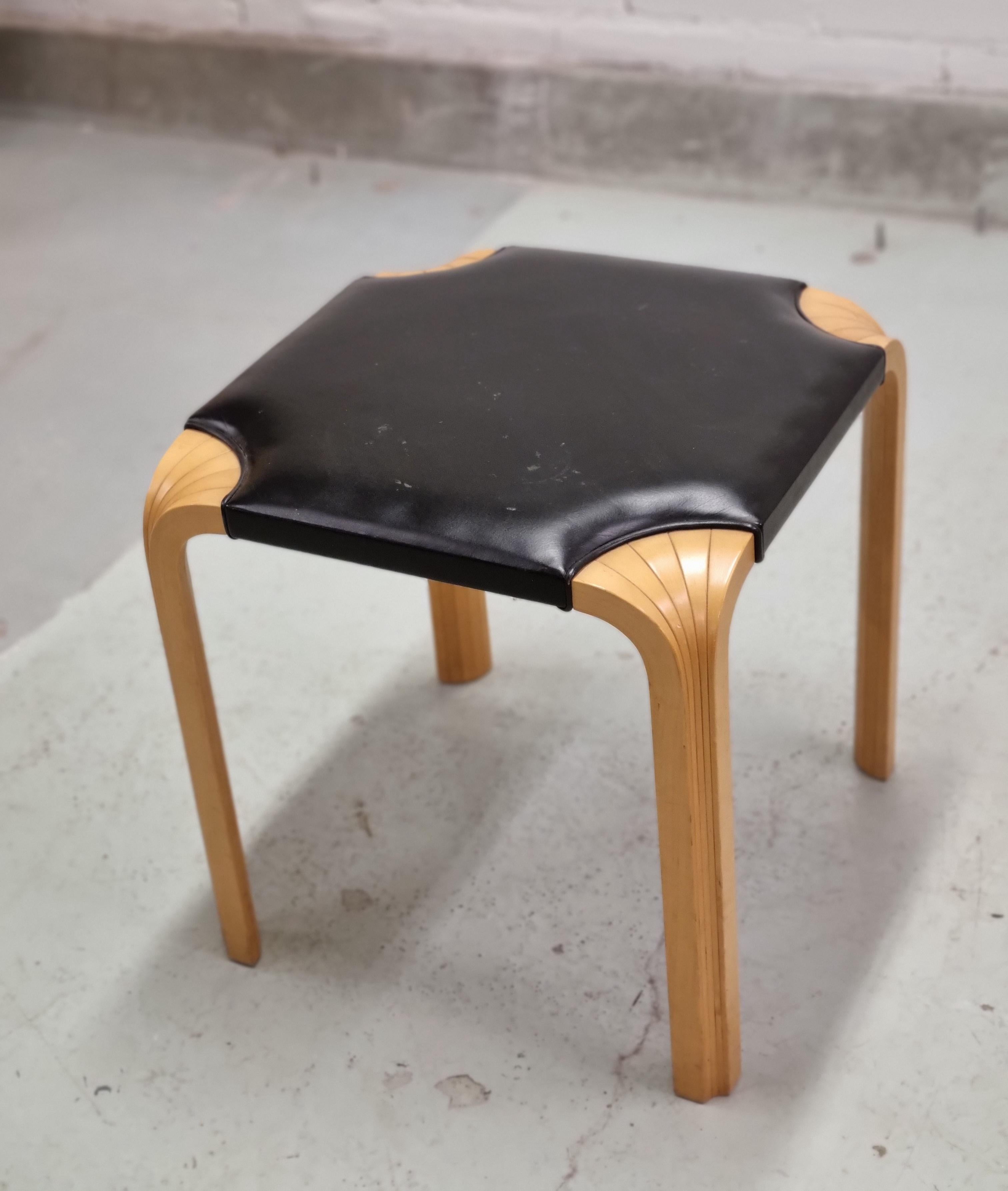 This stool was designed by Alvar Aalto for Artek originally in the 1950s. We have noticed through the years that this stool has been often used as a bed side table. It can also be used as a table or as a flower stand for example. A simple but