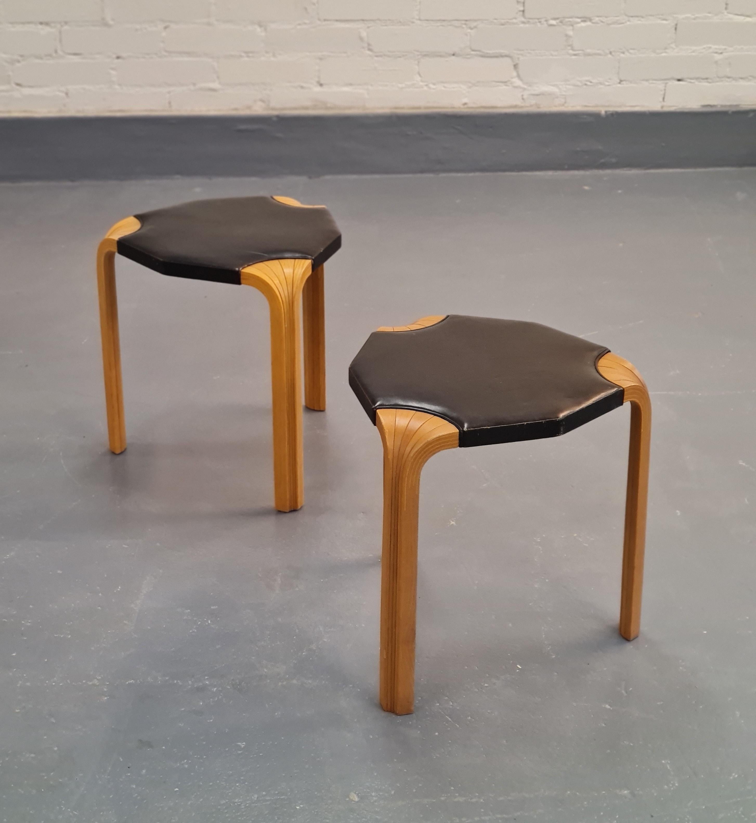 Even though simple, these stool come with great quality and attention to details. The less common X-leg with the leather padding brings plain beauty. This stool comes in beautiful patinated condition with some signs of usage.