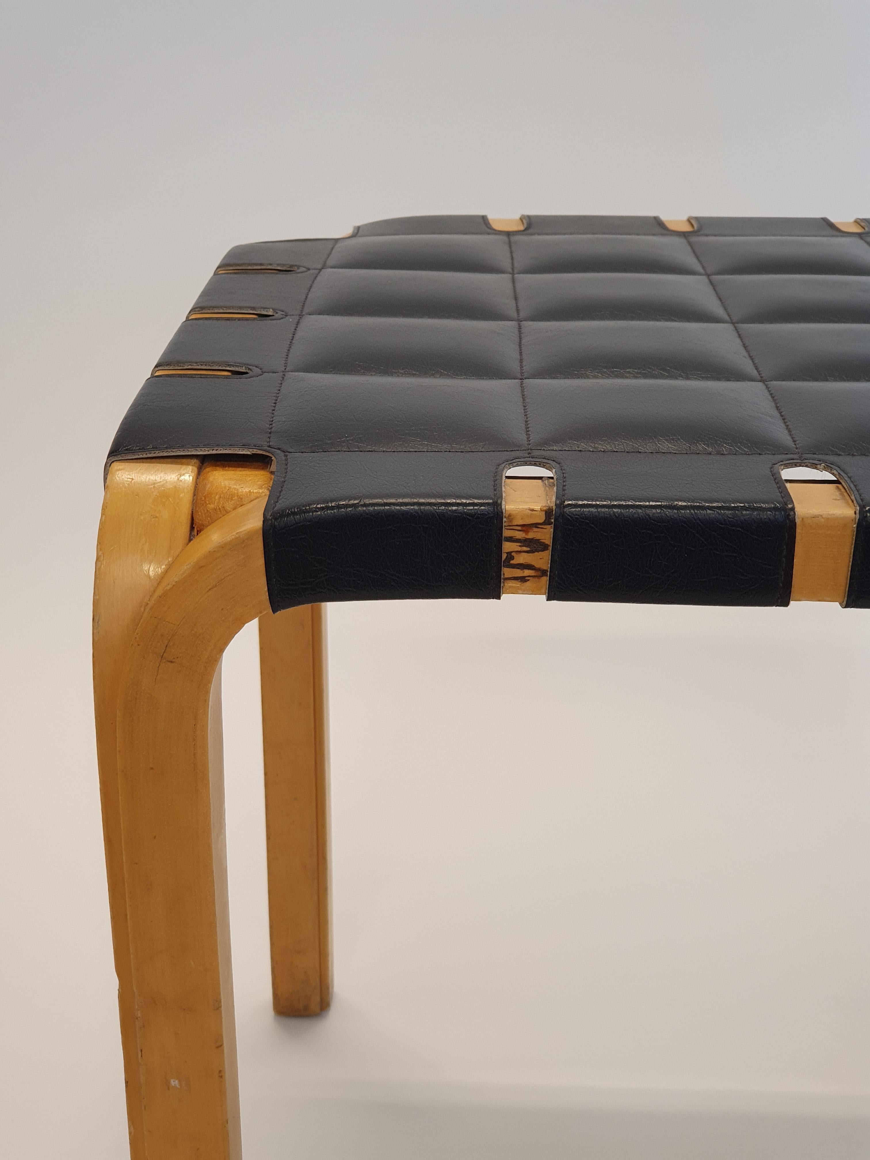 Alvar Aalto Stool Y61 by Artek 1