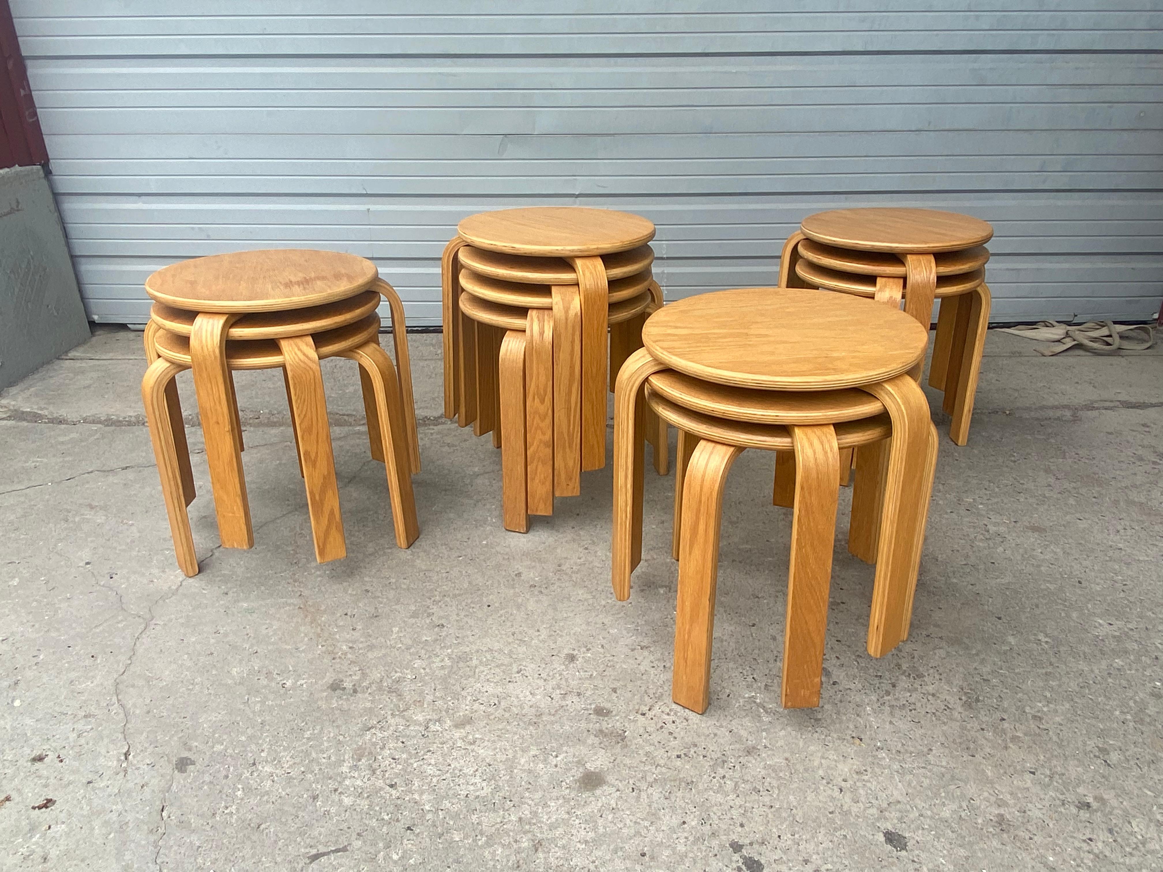 Mid-Century Modern Alvar Aalto Style 3-Leg Plywood Stool / Table, Classic Modernist Design