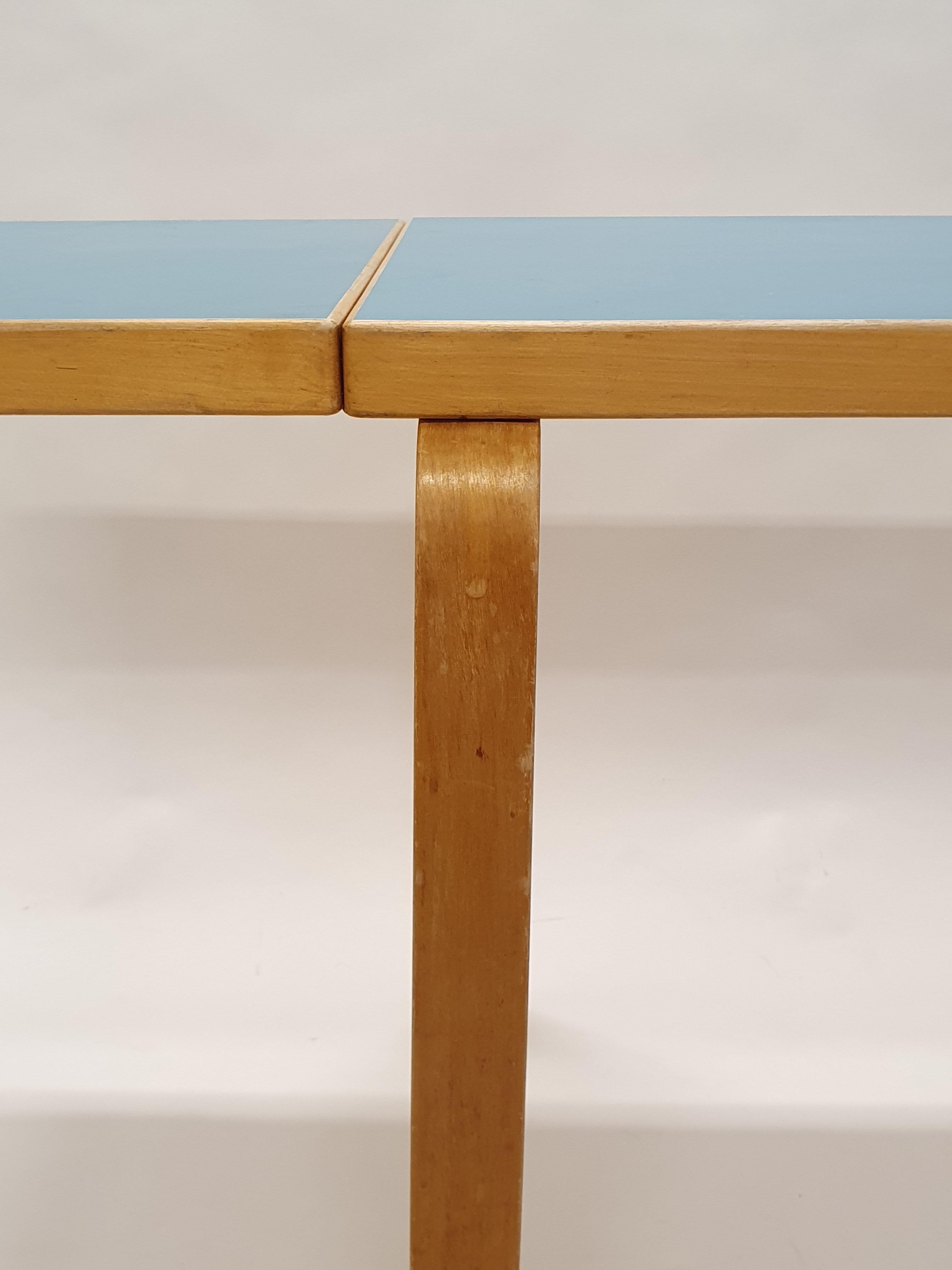 Alvar Aalto Table Model DL82 by Artek For Sale 1