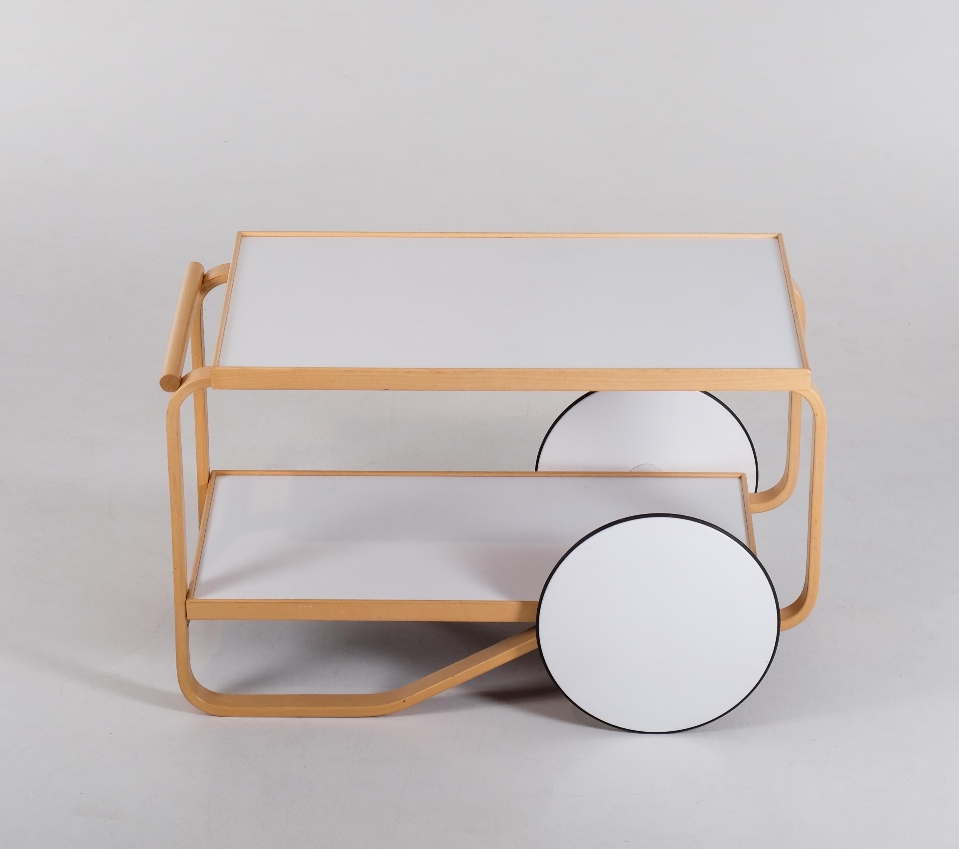 Scandinavian Modern Alvar Aalto Tea Cart Model 901, produced by Artek, circa 1980s For Sale