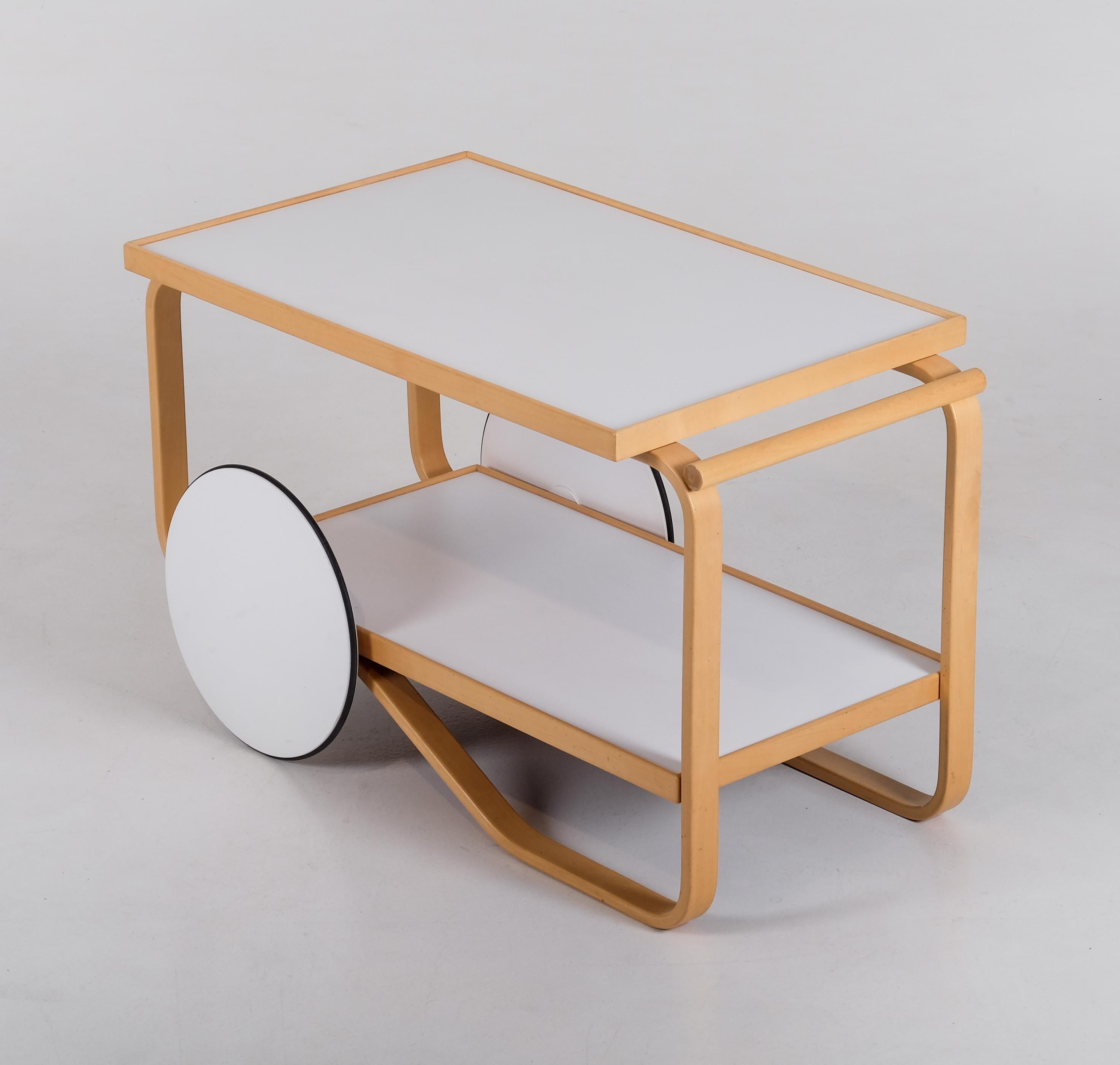 Mid-20th Century Alvar Aalto Tea Cart Model 901, produced by Artek, circa 1980s For Sale