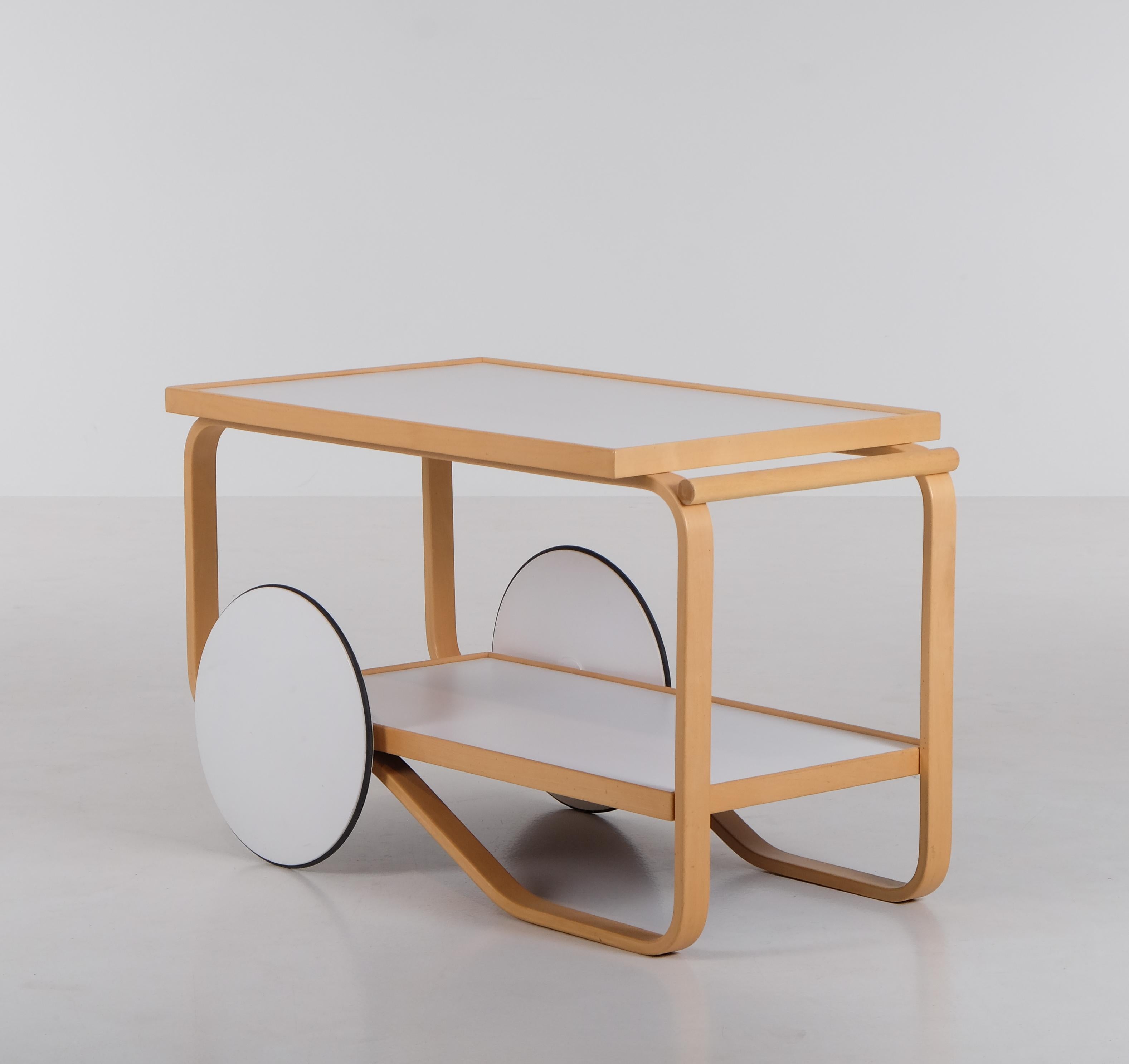 Alvar Aalto Tea Cart Model 901, produced by Artek, circa 1980s For Sale 1