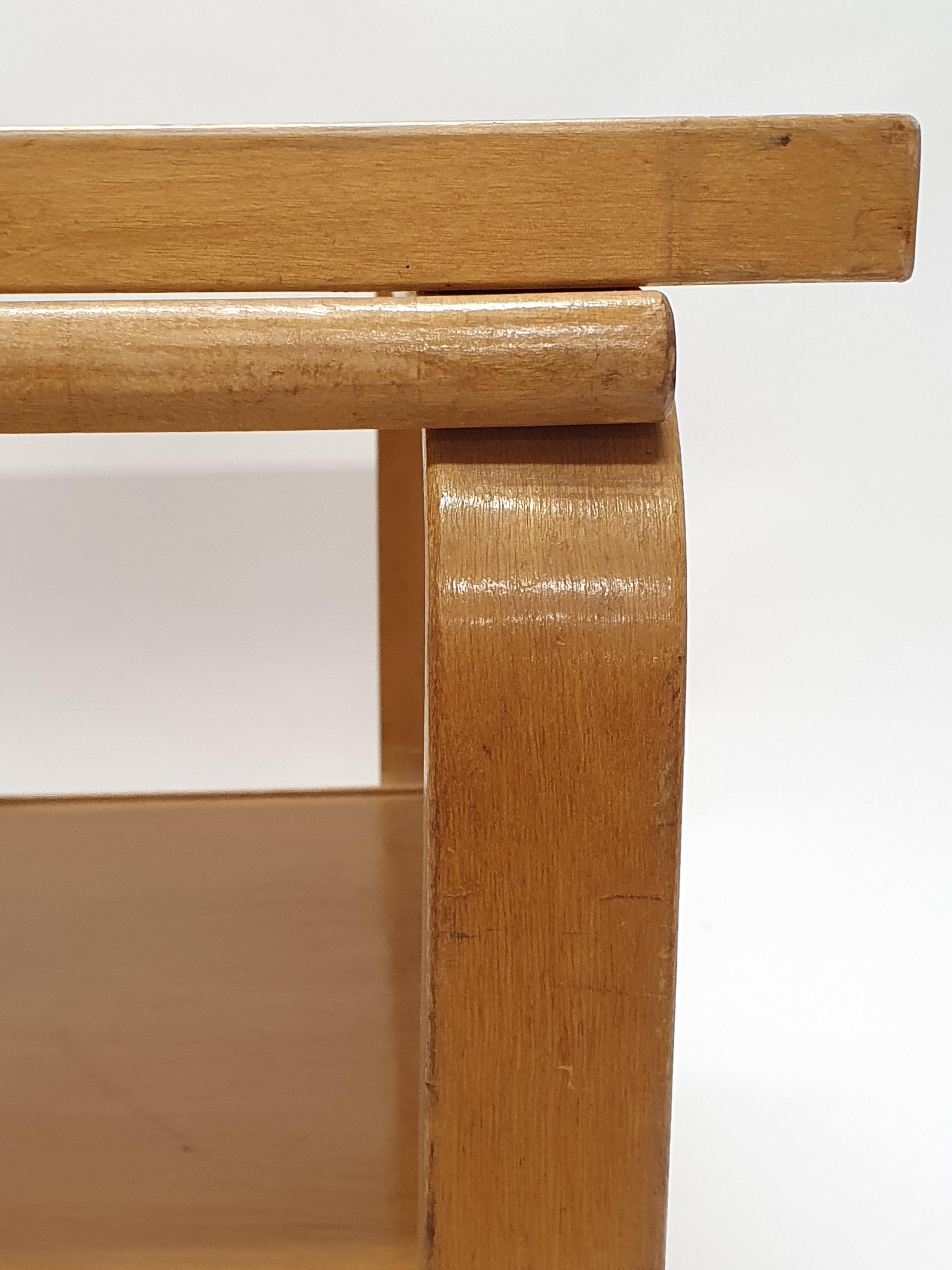 Alvar Aalto Tea Trolley 901 by Artek 1940s For Sale 9
