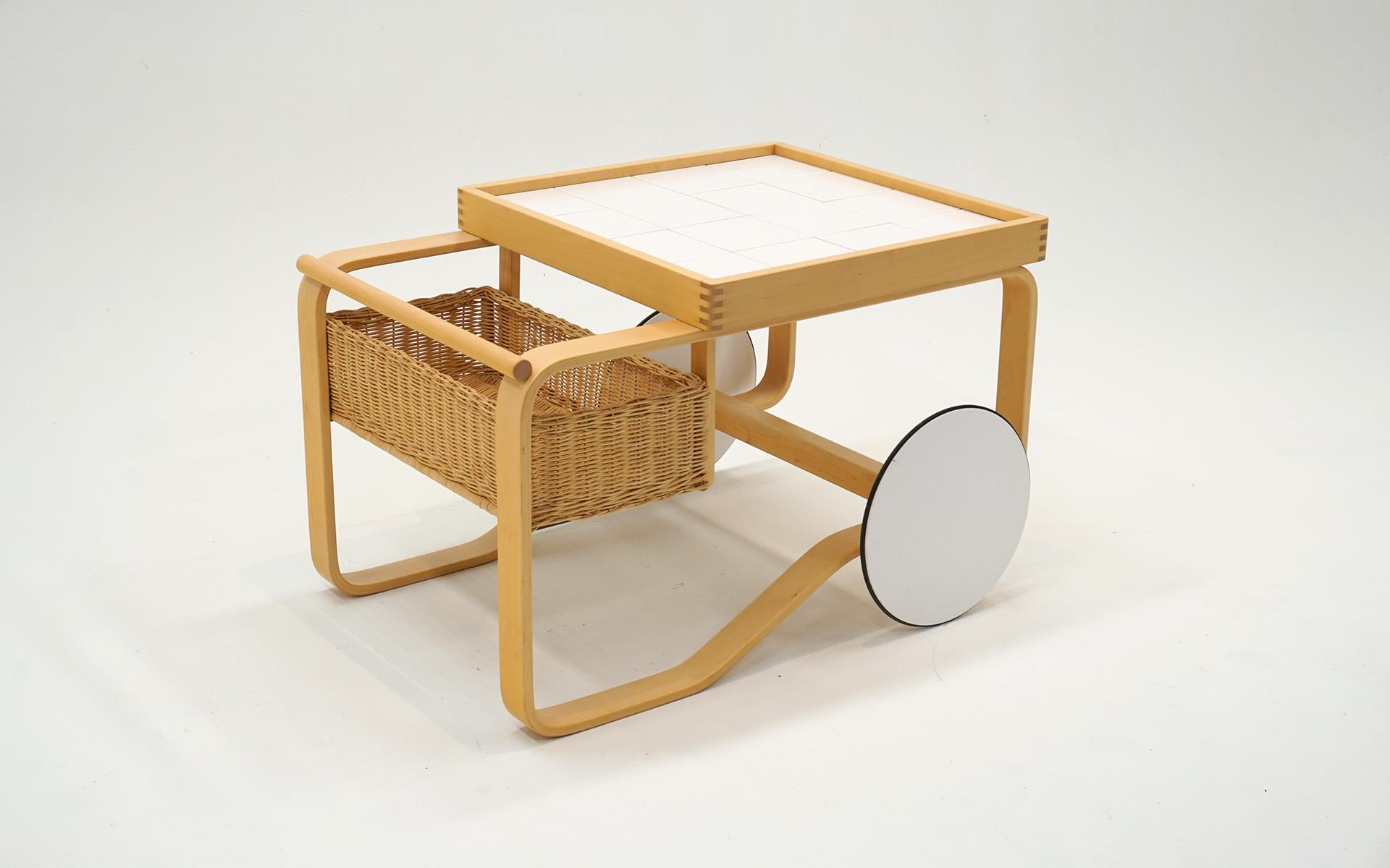 Scandinavian Modern Alvar Aalto Tea Trolley / Bar Cart Model 900 for Artek. Birch and Rattan. For Sale