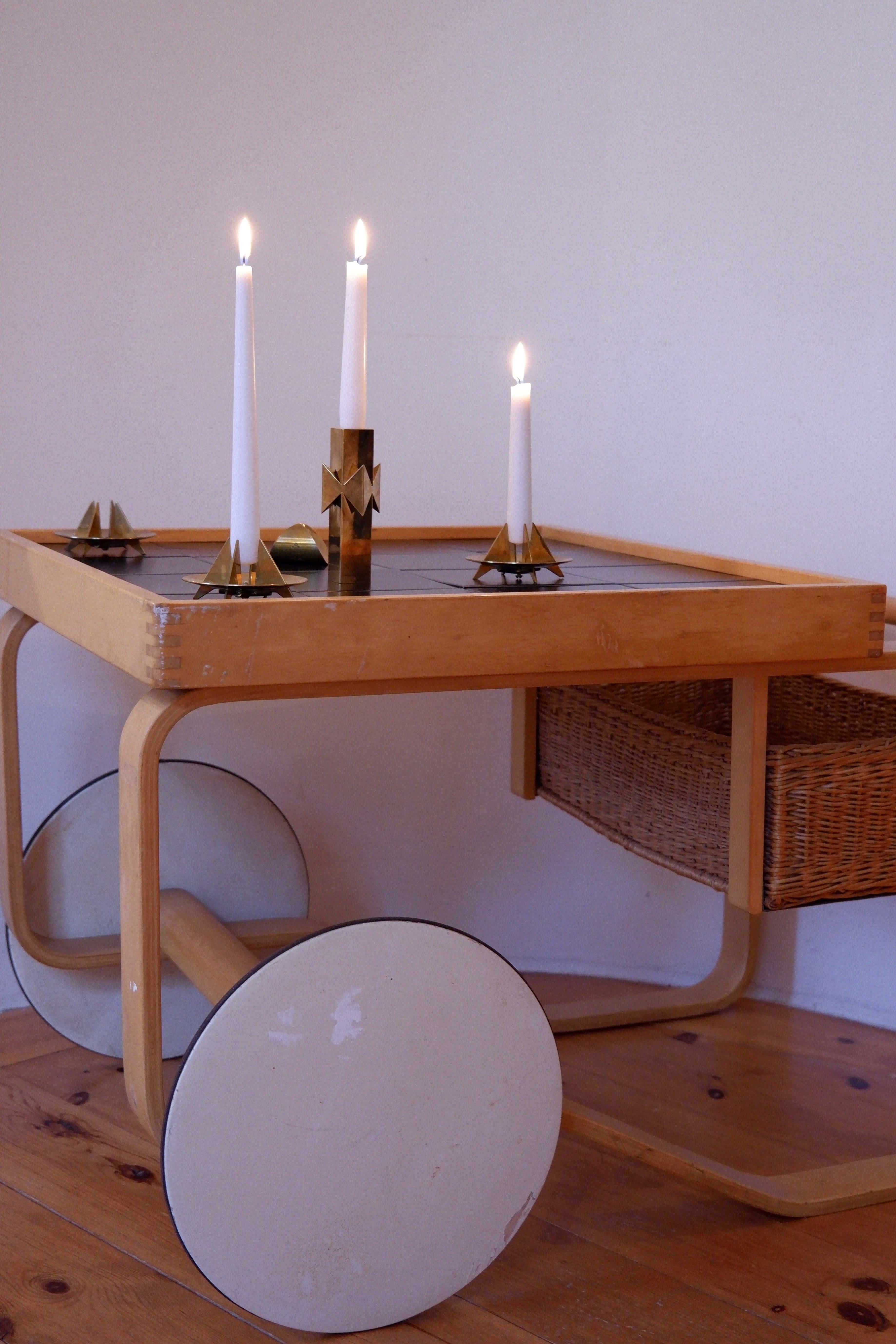 Mid-20th Century Alvar Aalto Tea Trolley Model 900 for Huonekalu- Ja Rakennustyötehdas, Artek, D