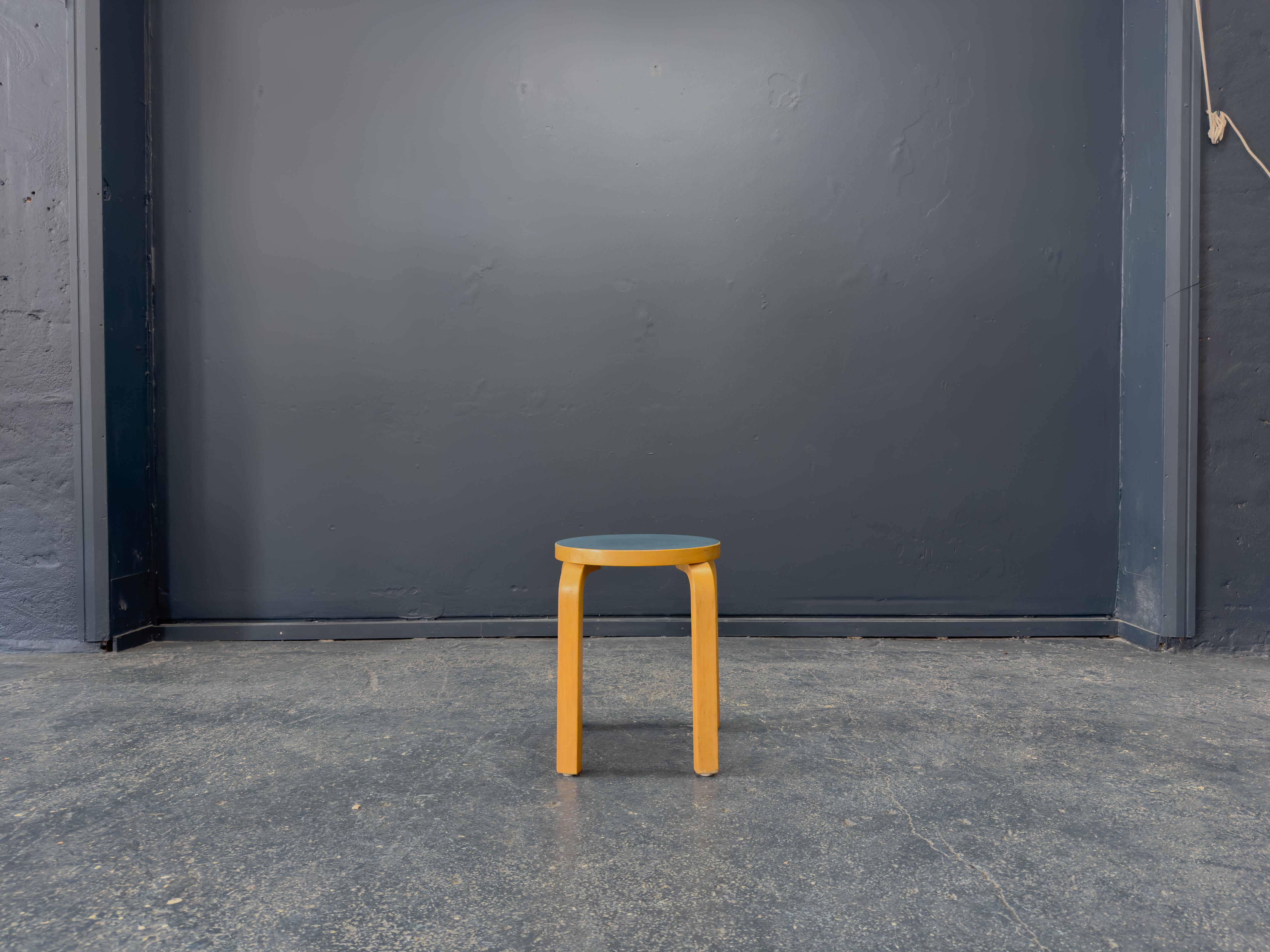 Finlandais Alvar Aalto+Aalto Tabouret 60 en vente
