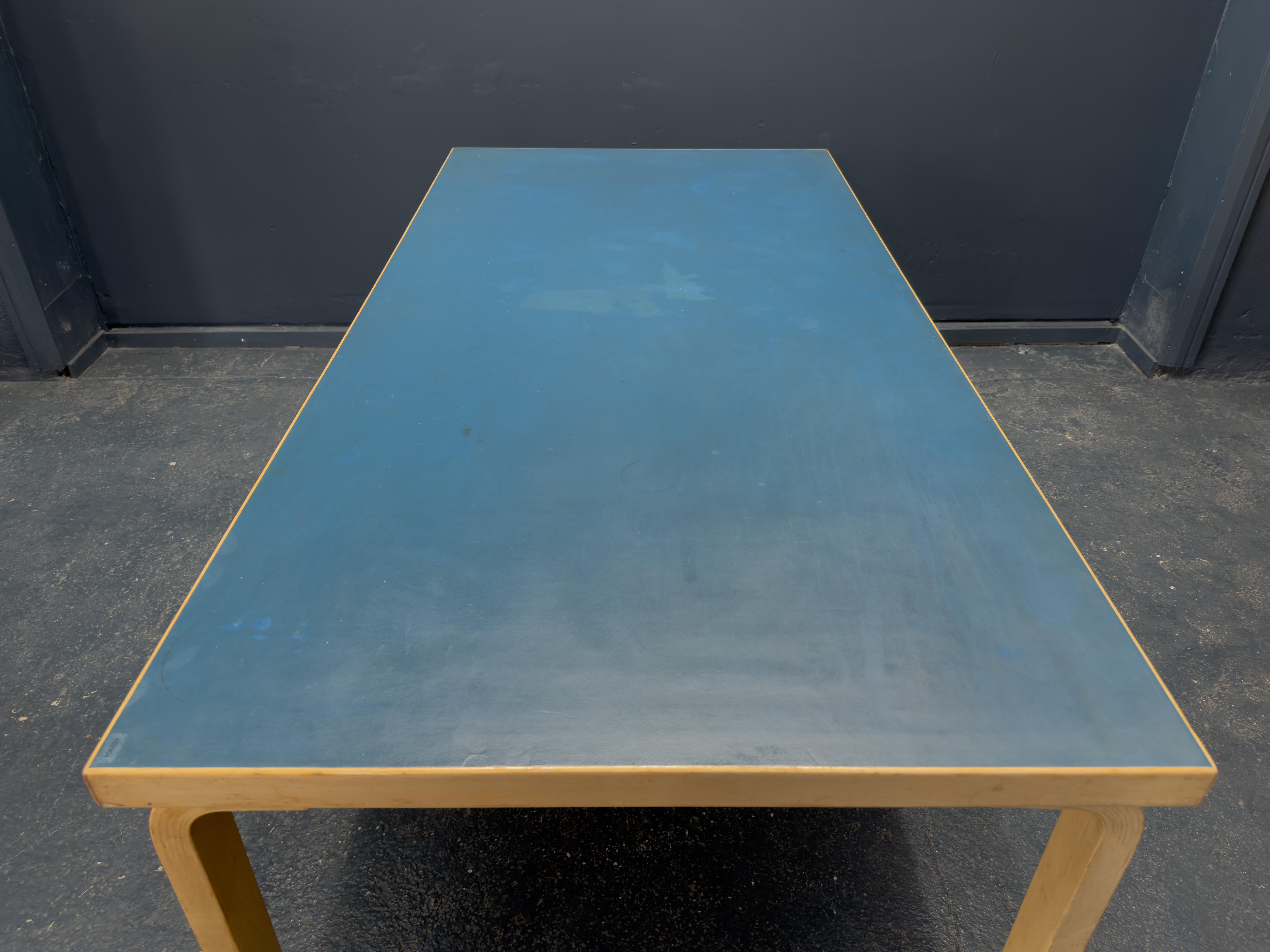 Table Alvar Aalto+Aalto 83 en vente 4
