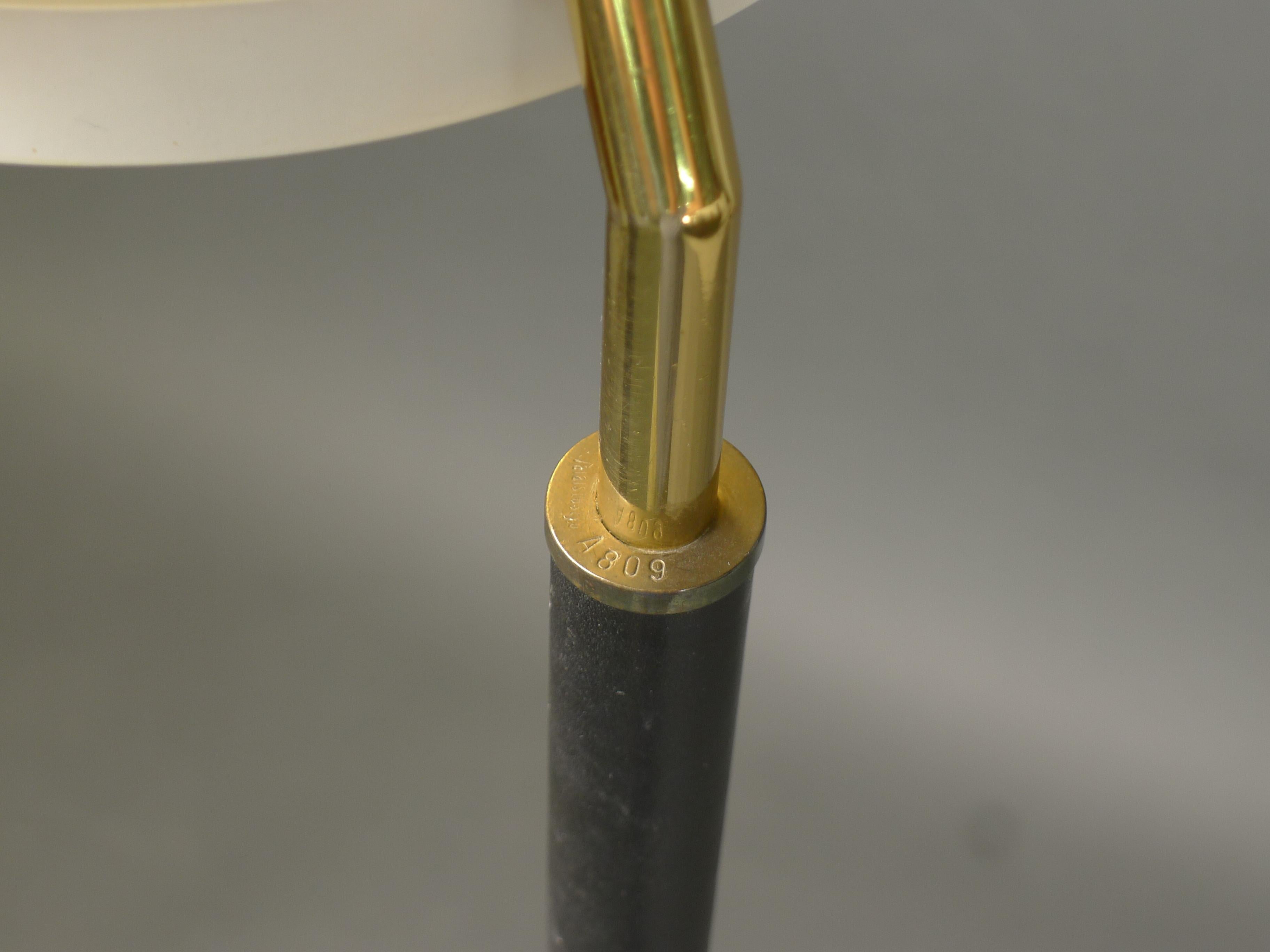 Lampada da terra ad ala d'angelo tripla di Alvar Aalto, modello A809, Aalto+Aalto Finlandia, anni '50 in vendita 4
