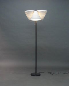 Alvar Aalto Triple Angel Wing Floor Lamp, model A809, Valaistustyo Finland 1950s