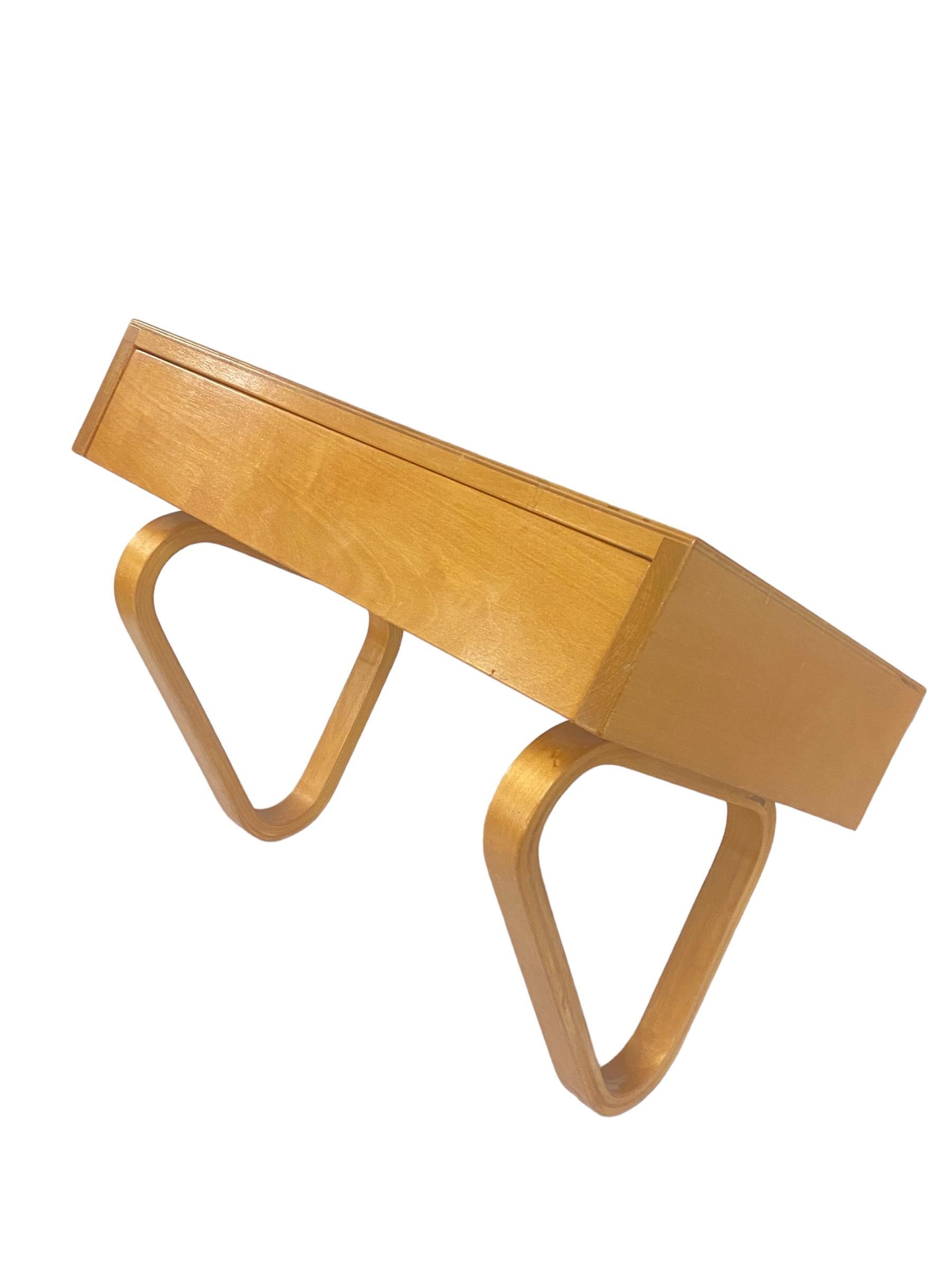 Alvar Aalto Wall Shelf Model 114B, 1950s for Artek In Fair Condition In Helsinki, FI