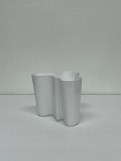 Vase blanc Savoy d'Alvar Aalto pour Iittalia