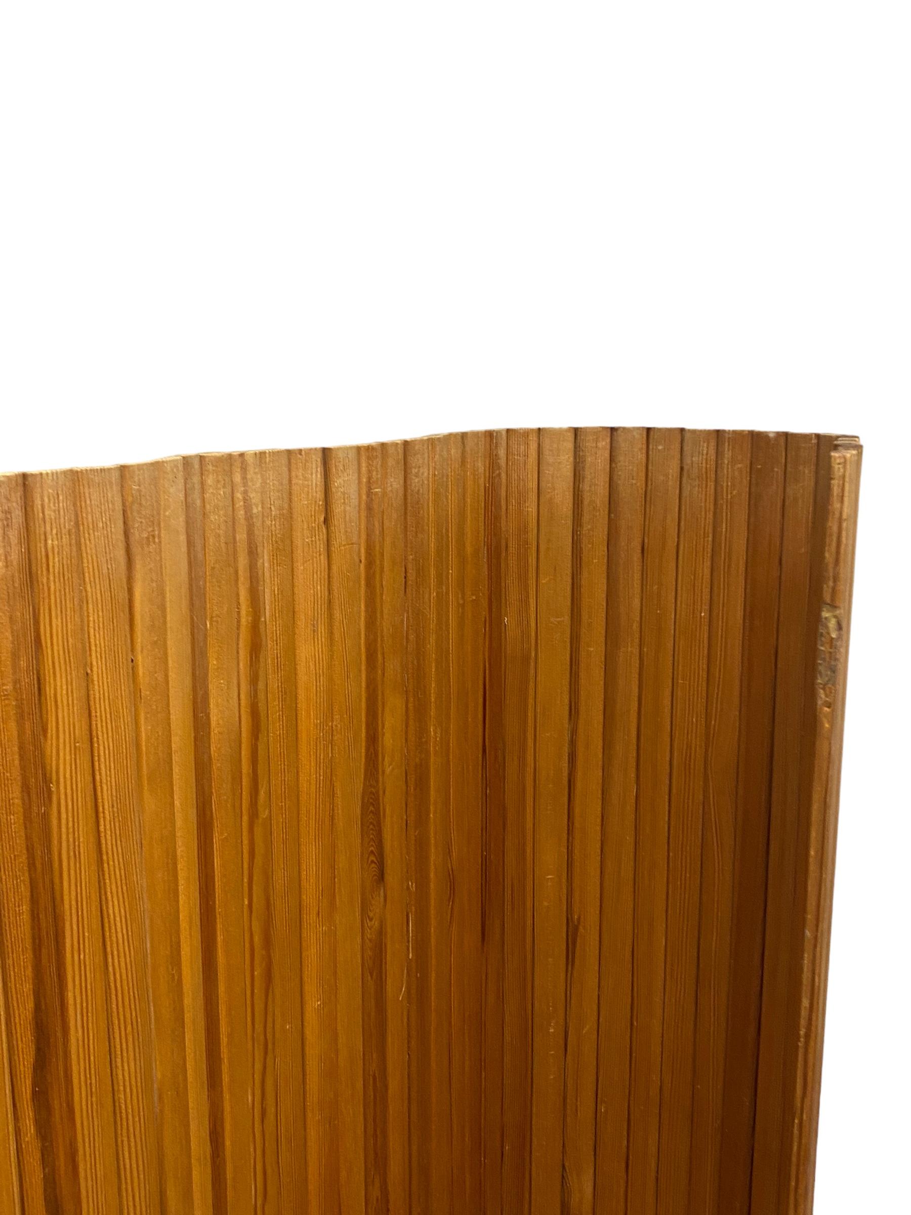 Pine Alvar Aalto, Wooden Room Divider, Late 1960s, Artek